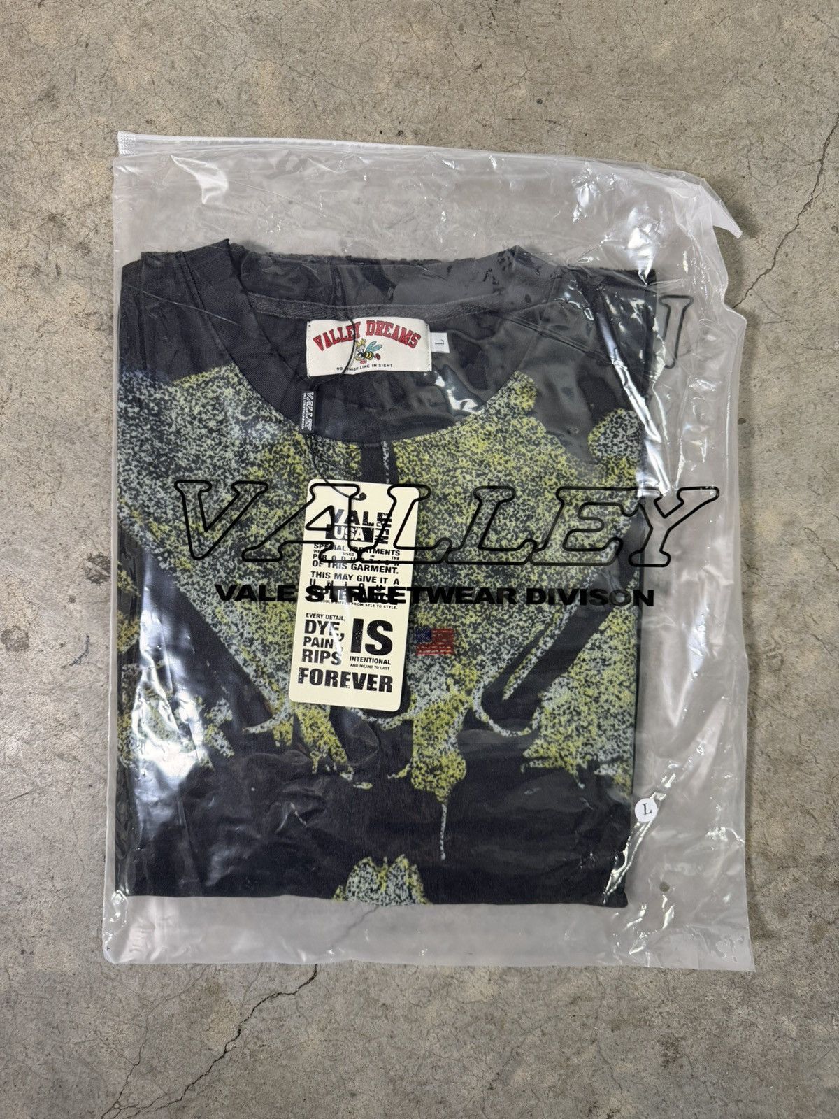 Vale Vale Forever Gravedigger Long-Sleeve ‘Black’ Size US L / EU 52-54 / 3 - 7 Thumbnail