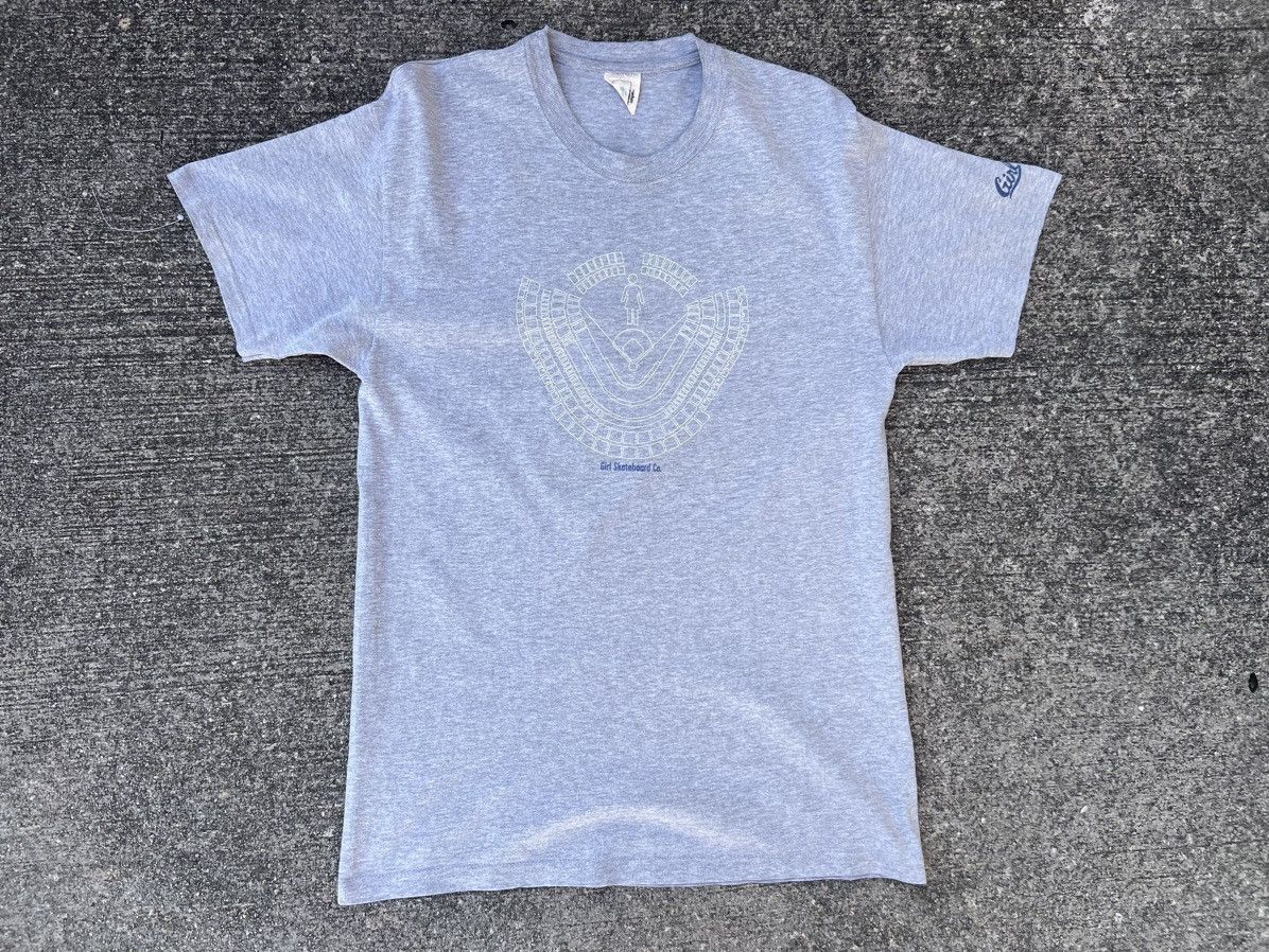 Girl Skateboards Vintage 90s Girl Skateboard Grey t shirt Size US M / EU 48-50 / 2 - 1 Thumbnail