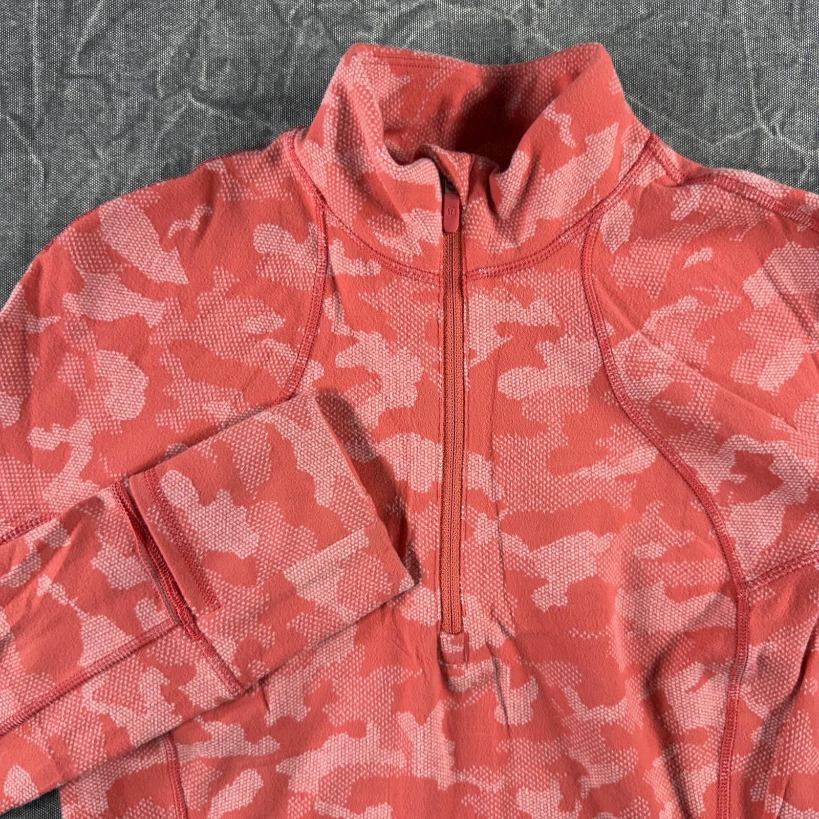 Lululemon Lululemon Sweater Women's 6 Pink Active Workout Size M / US 6-8 / IT 42-44 - 1 Thumbnail