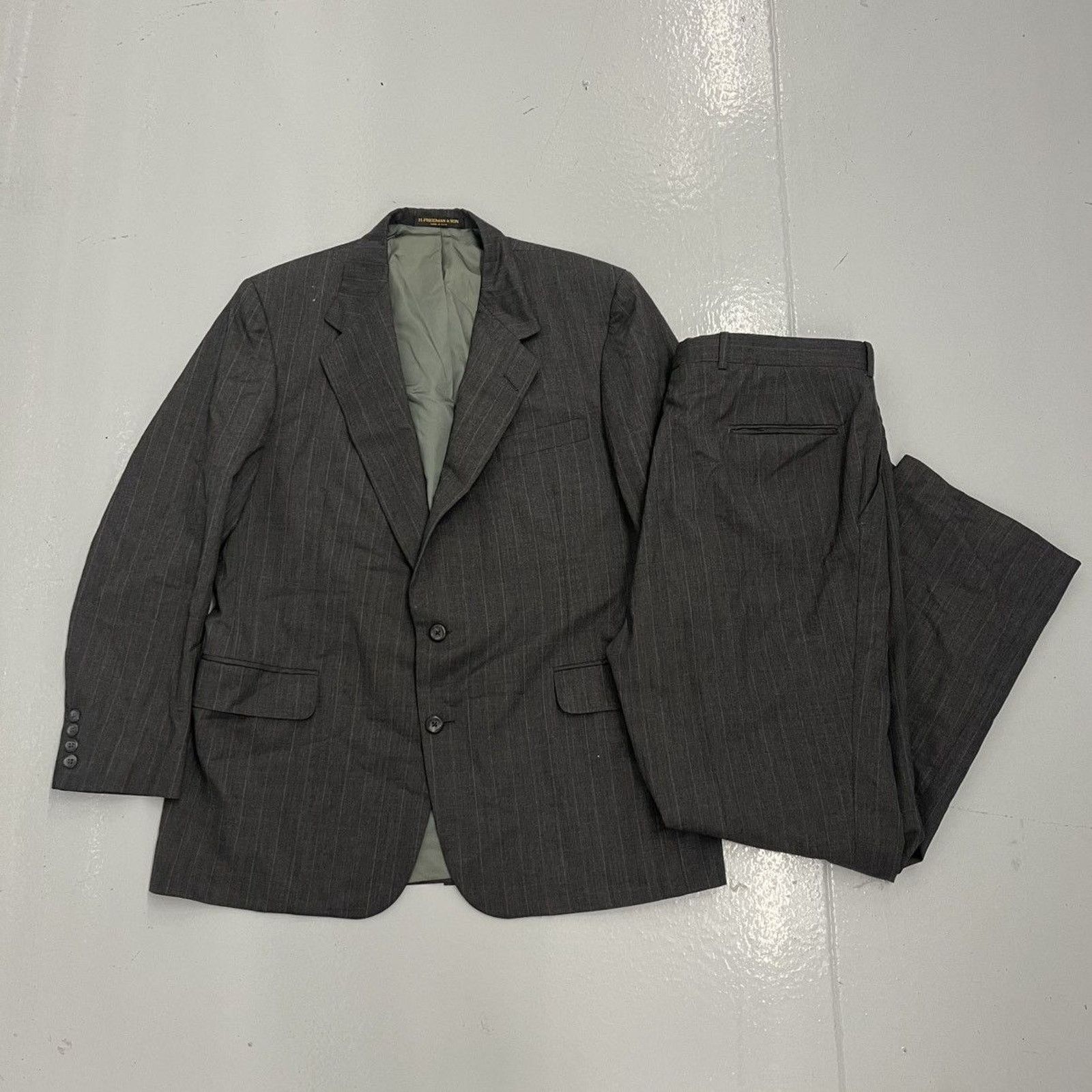 Other Vintage 60s Regal Grey Striped Wool 2-Piece Suit Size 44R - 1 Thumbnail