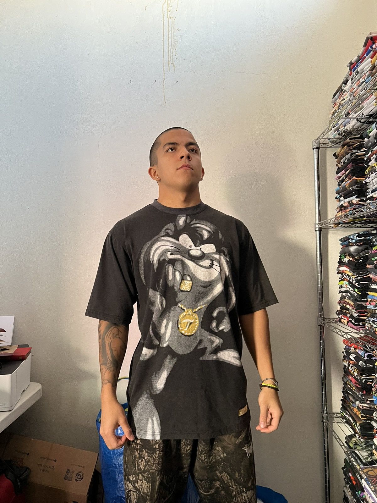 Warner Bros 90s Looney Tunes Lot29 Taz Hip Hop Parody Tee Size US L / EU 52-54 / 3 - 2 Thumbnail