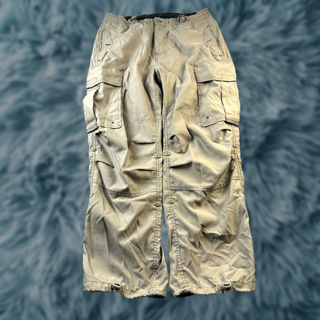 Gap VINTAGE Gap Pants Mens Small Beige Tan Paratrooper Cargo Pants Army Baggy Wide Leg Cargo Pocket 5-Pocket Design 29in Inseam Men Size US 29 - 1 Thumbnail