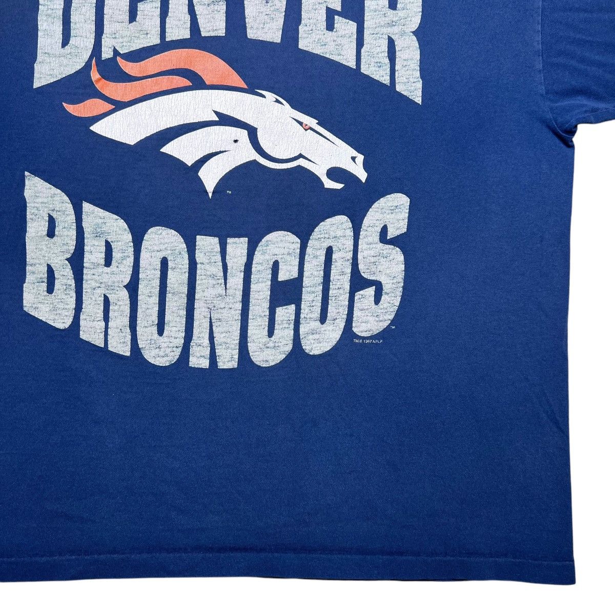 NFL × Vintage Vtg 1997 NFL Denver Broncos Logo Spell Out 3D Graphic Tee Size US XXL / EU 58 / 5 - 11 Thumbnail