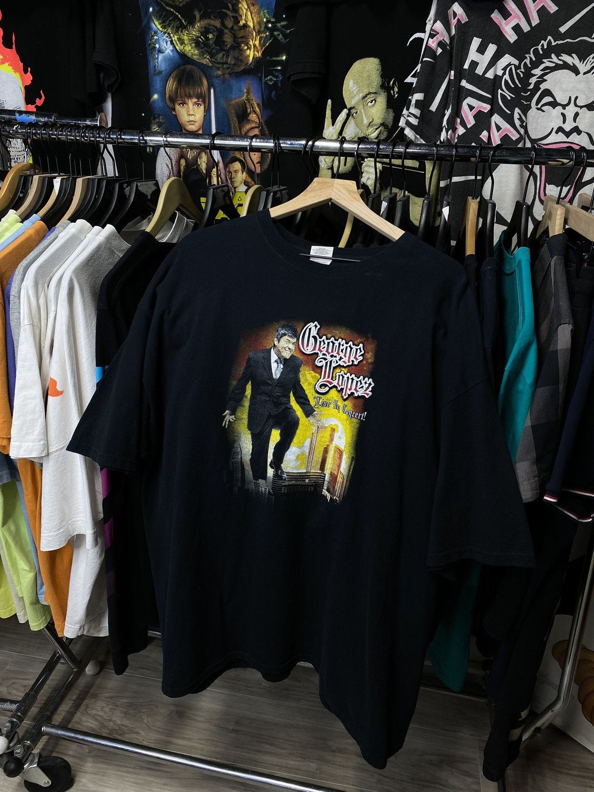 Vintage Vintage 00’ George Lopez Tour T-Shirt Adult Size 2XL Size US XXL / EU 58 / 5 - 6 Thumbnail