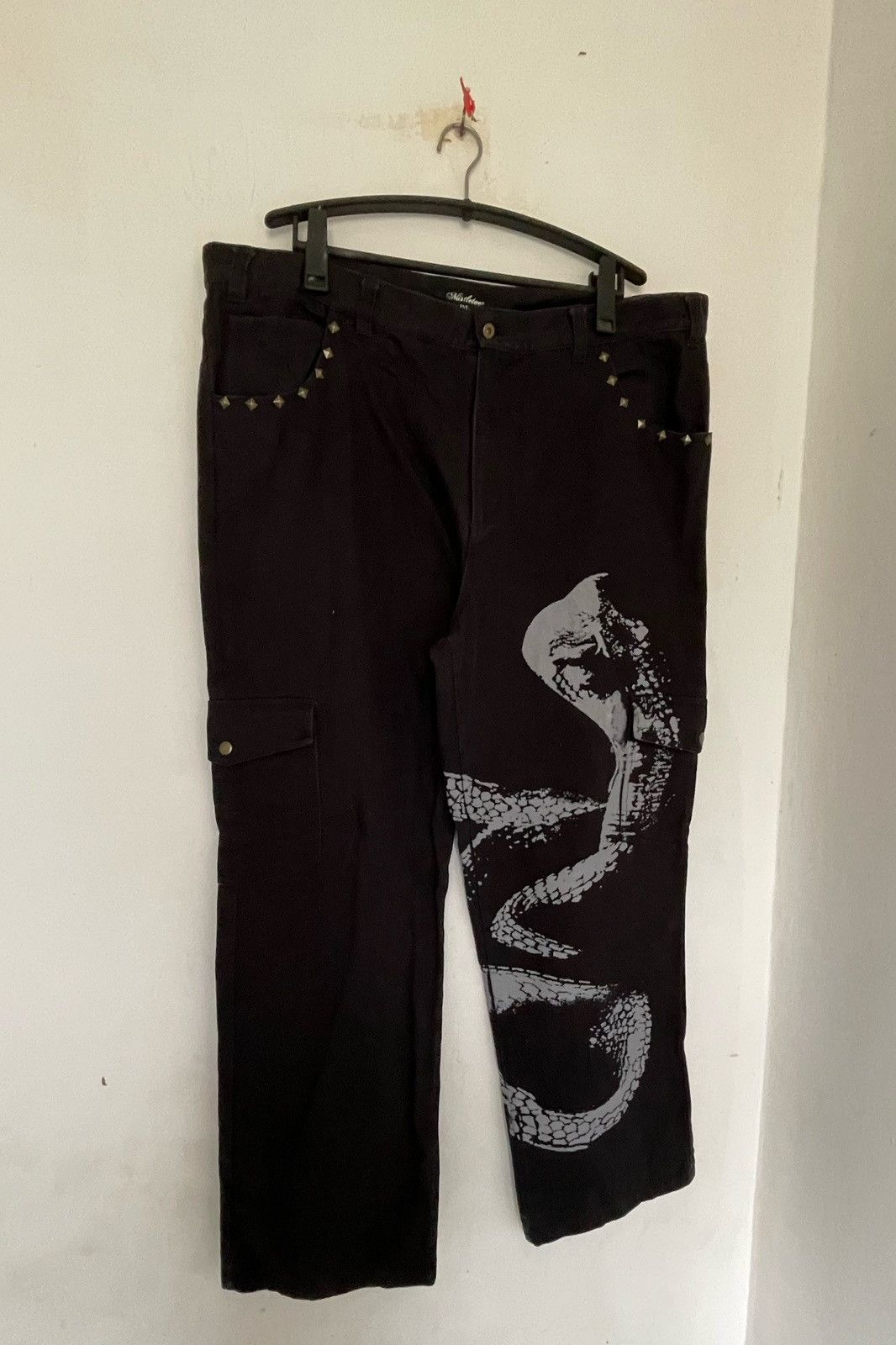 AFFXWRKS × Japanese Brand MISTLETOE SNAKE PRINT CARGO PANT Size US 44 / EU 60 - 1 Thumbnail