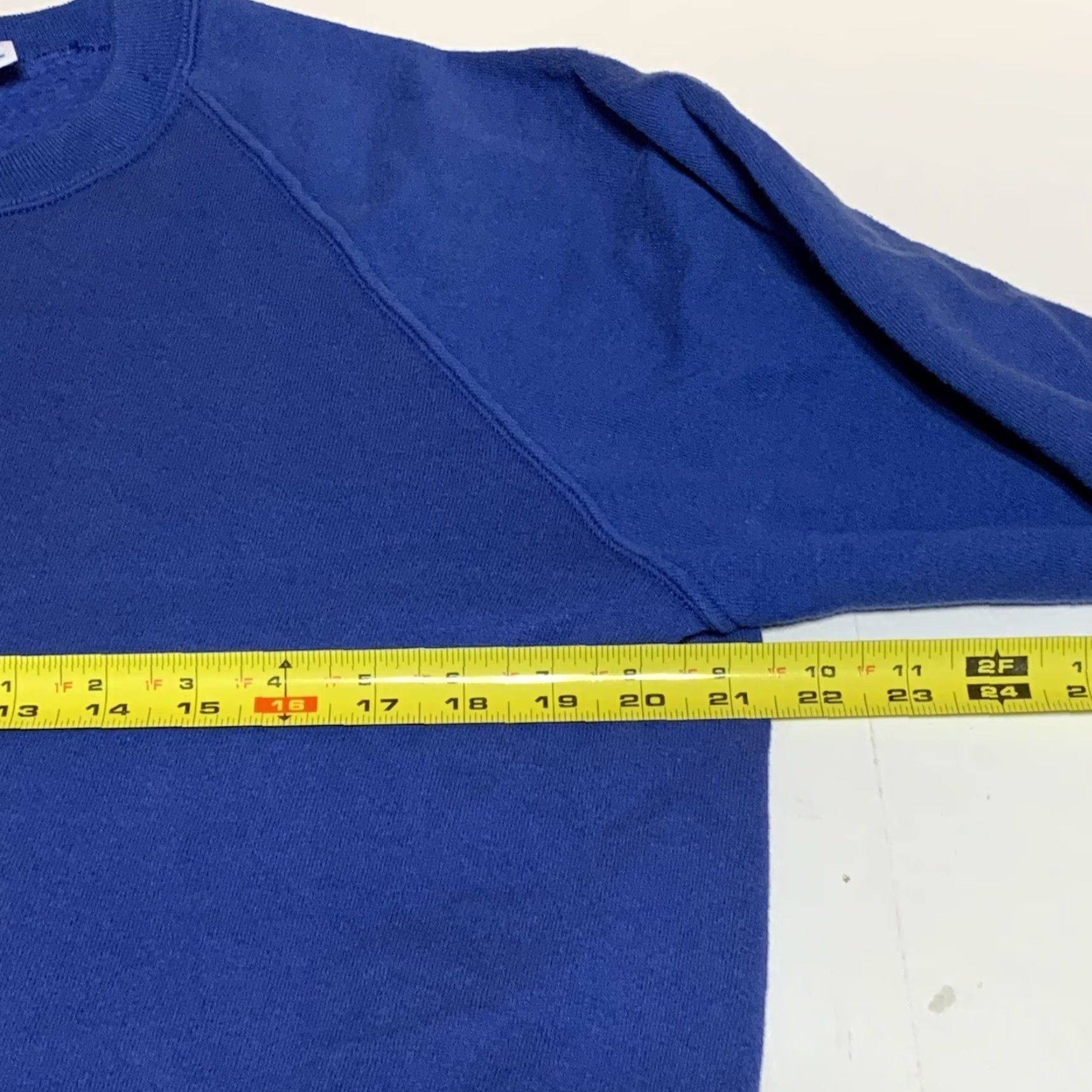 Jerzees VINTAGE Jerzees Sweatshirt Crew Neck Men L/M Blue 50/50 90s Retro Athleisure USA Stained Classic Regular Size XL Shrunk Measurements 21.5in Stains Size US L / EU 52-54 / 3 - 5 Thumbnail