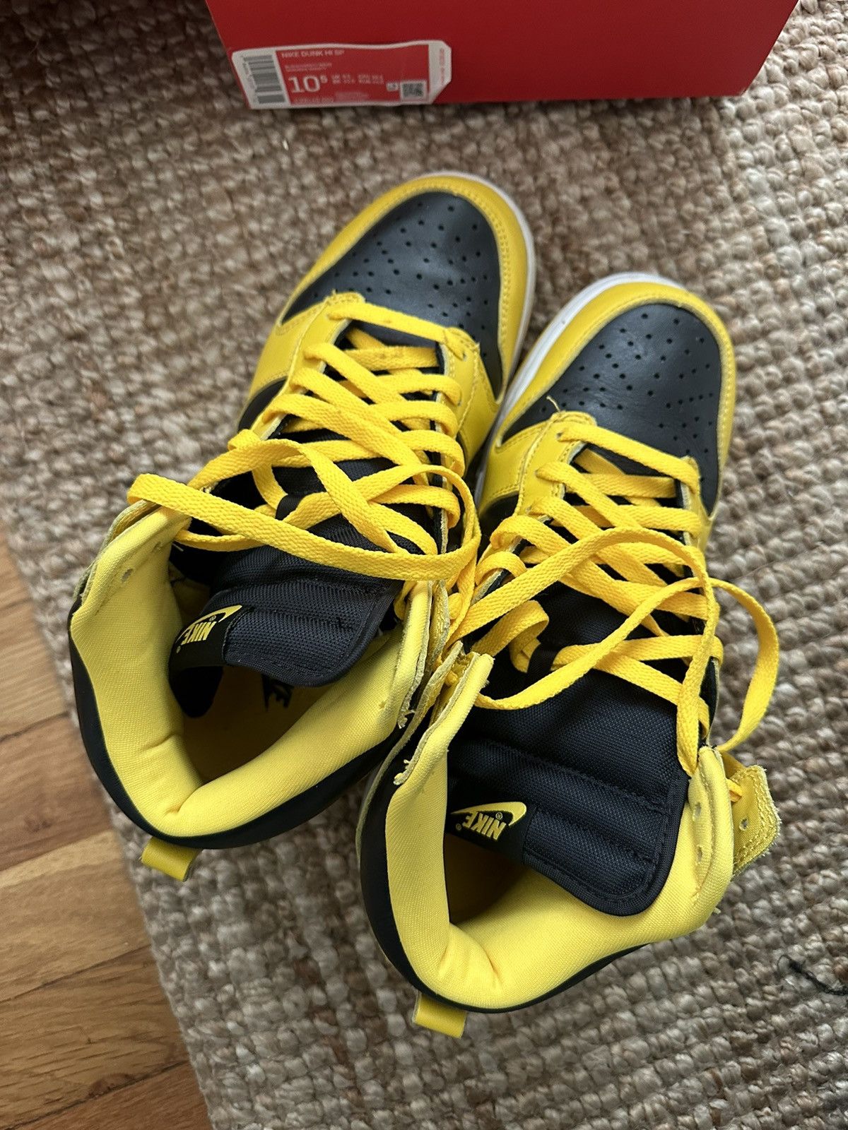 Nike Nike Dunk Hi Goldenrod varsity maize Iowa Size US 10.5 / EU 43-44 - 8 Thumbnail