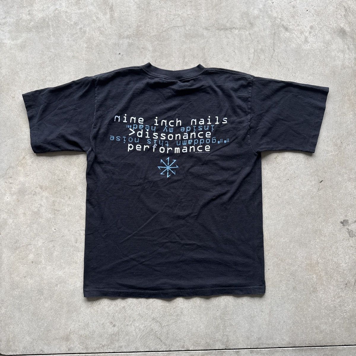 Band Tees Vintage 1995 Nine Inch Nails Dissonance T-Shirt Size US L / EU 52-54 / 3 - 3 Thumbnail
