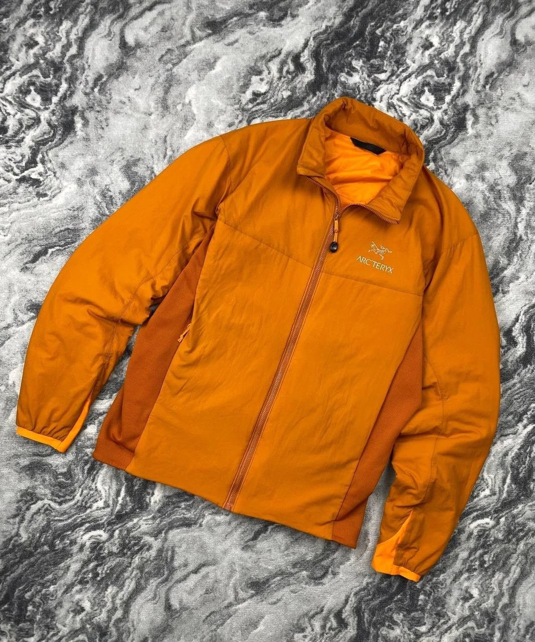 Arc'teryx Arcteryx LT Atom Down Jacket Men Size M Orange Size US M / EU 48-50 / 2 - 1 Thumbnail