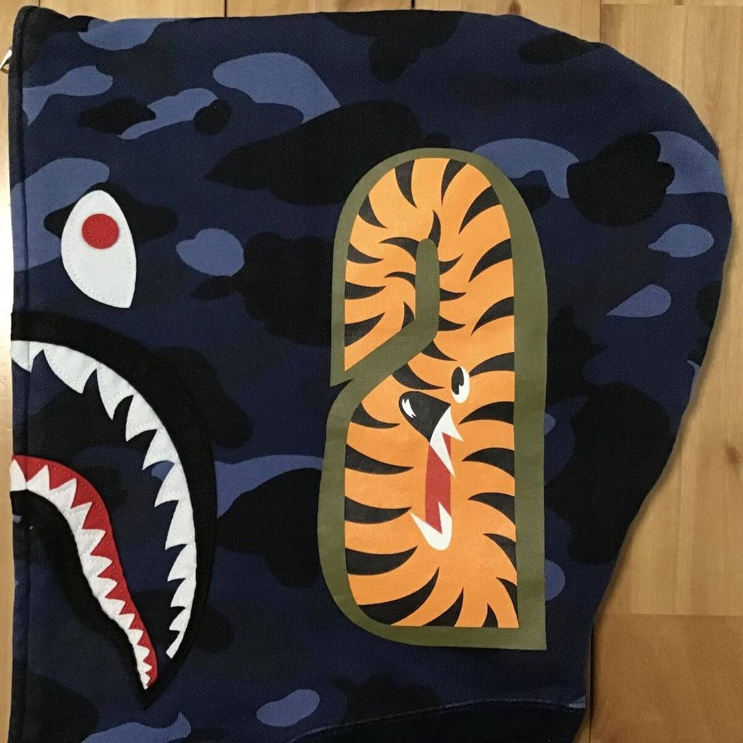 Bape × Nigo 2007 BAPE Blue camo x Navy shark full zip hoodie APE NIGO Size US L / EU 52-54 / 3 - 5 Thumbnail