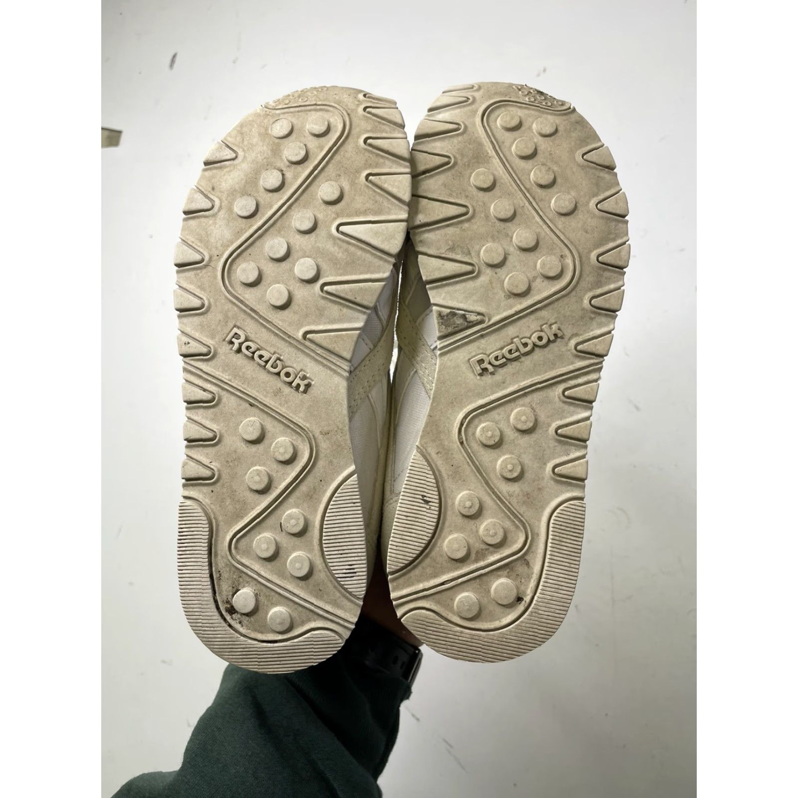 Reebok VINTAGE Reebok Women’s 5.5 Classic Nylon/Suede Sneakers 6394 White/Light Grey Womens Running Classic Shoes Size US 5.5 / IT 35.5 - 6 Thumbnail
