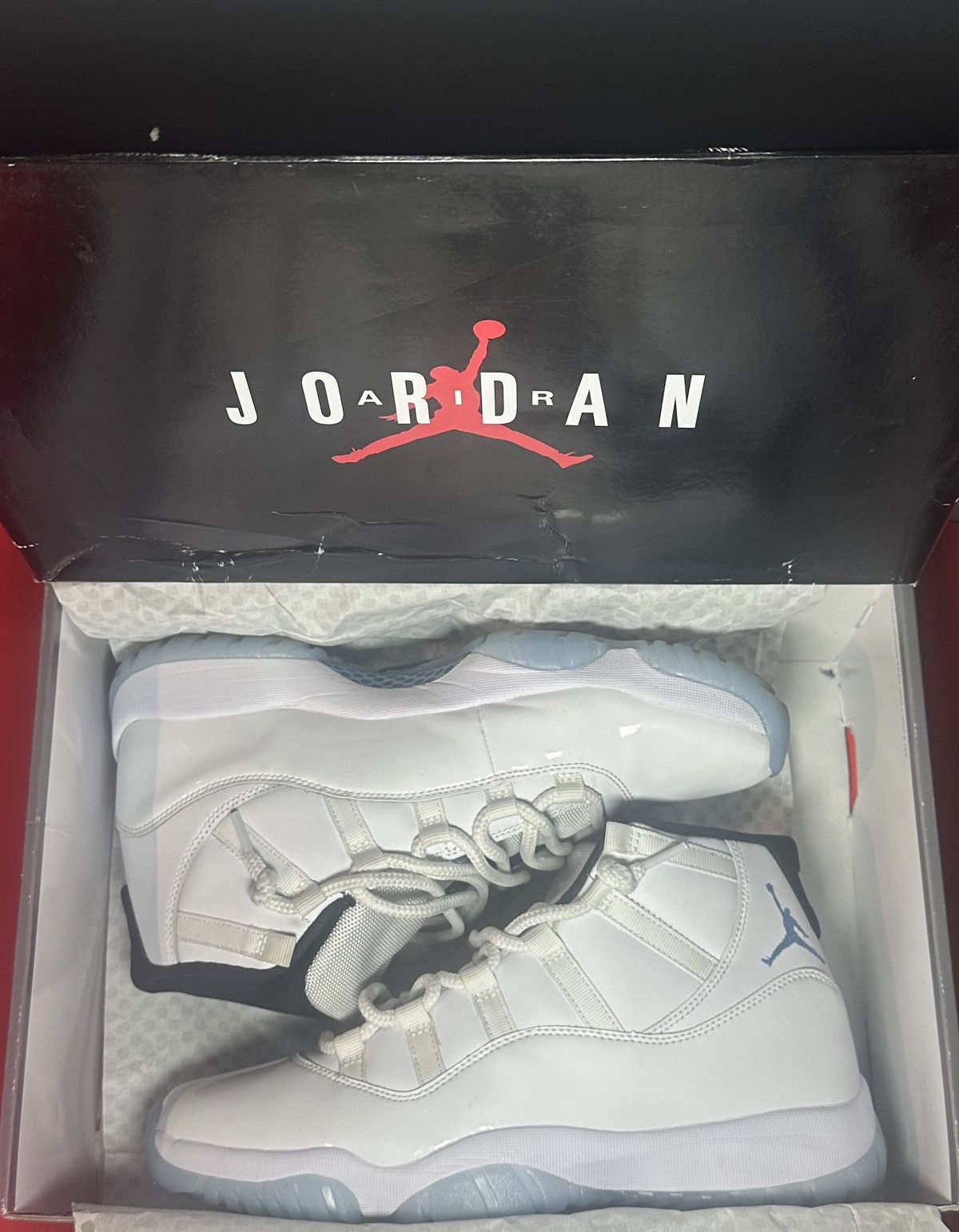 Jordan Brand Size 10 - Air Jordan 11 Retro 2024 Legend Blue / Columbia Size US 10 / EU 43 - 9 Thumbnail