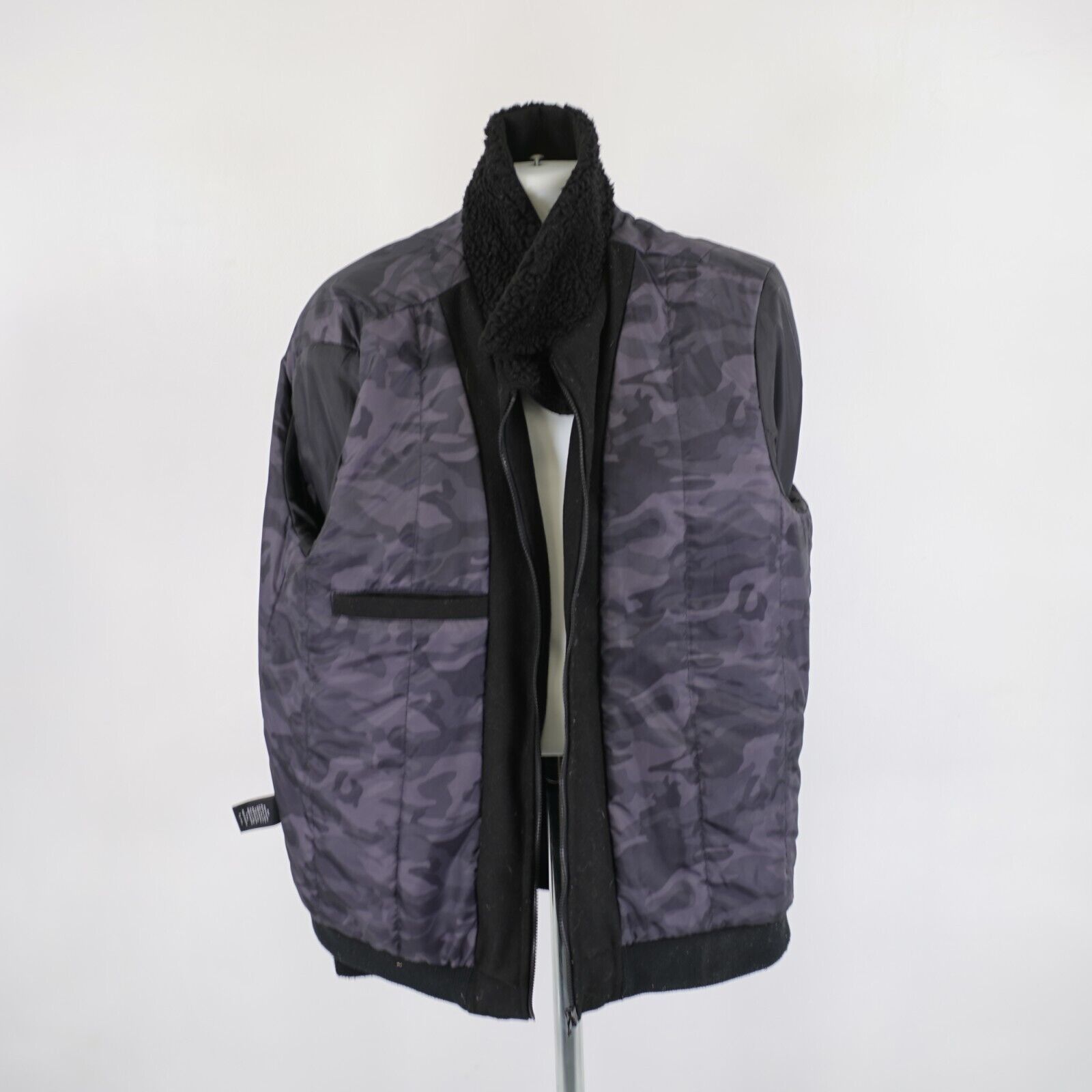 Rock & Republic Rock & Republic Black Sherpa Camo Lined Full Zip Sherpa Jack Size US XXL / EU 58 / 5 - 9 Thumbnail