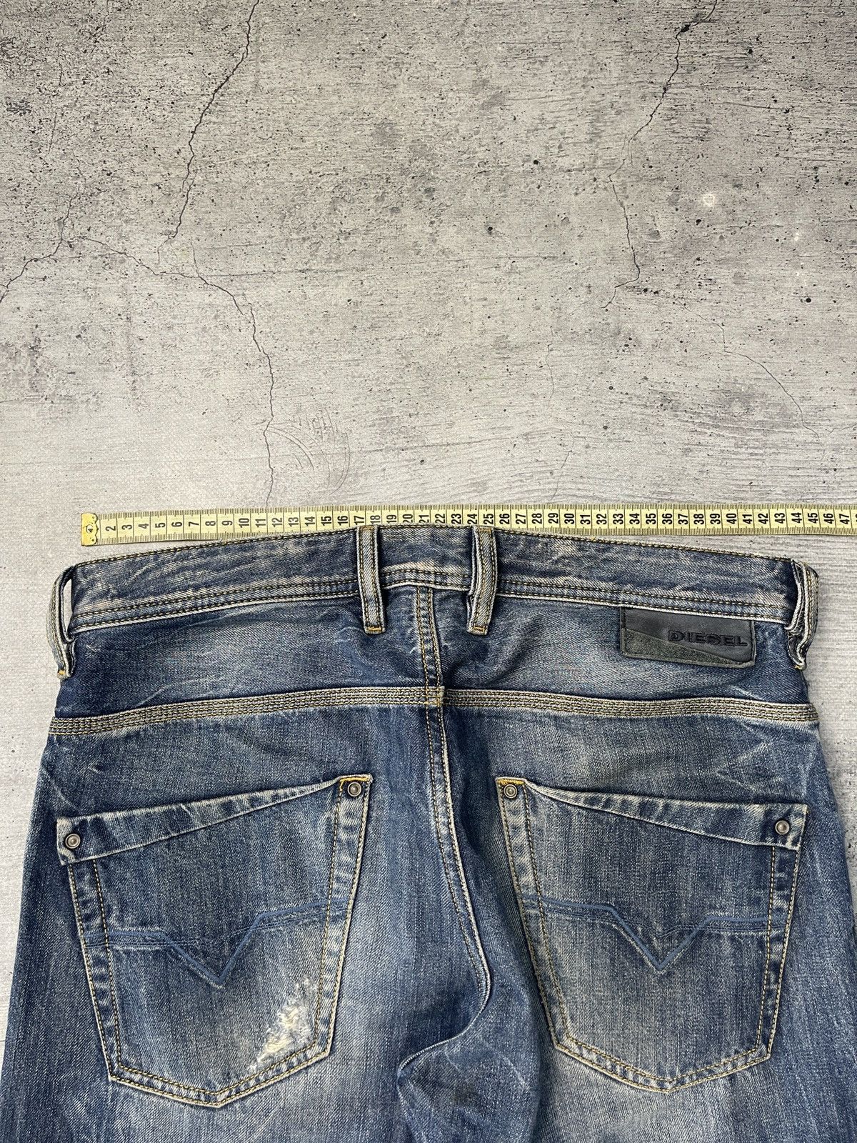 Designer Diesel Krooley distressed carrot jeans 31/32 Size US 31 - 10 Thumbnail
