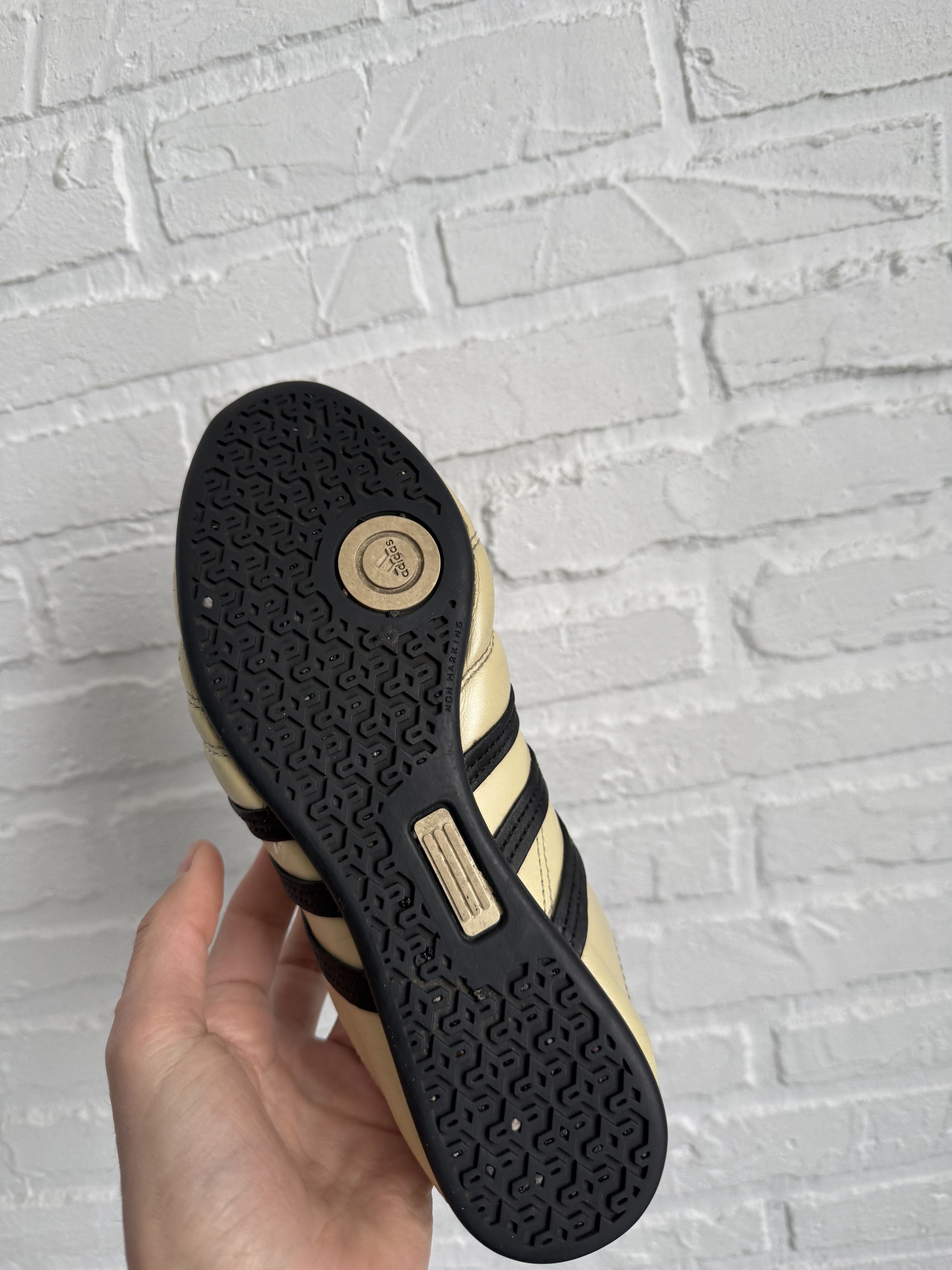 Adidas Vintage 2000s Adidas Taekwondo beige leather low sneakers Size US 7 / IT 37 - 4 Thumbnail