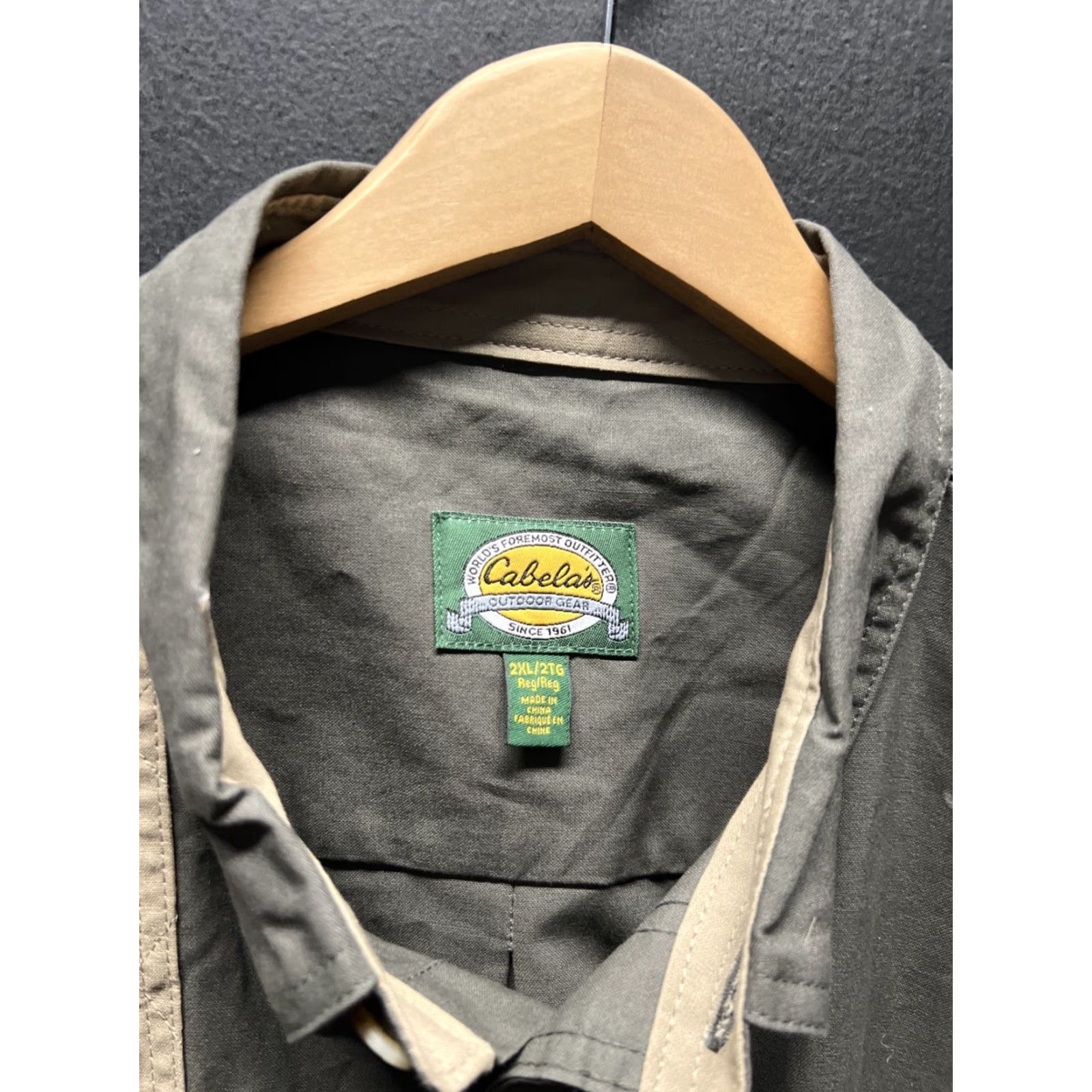 Vintage Cabela's Shirt Mens 2XL Button Down Shooting Hunting Hiking Outdoors Crew-Neck? Size US XXL / EU 58 / 5 - 2 Thumbnail