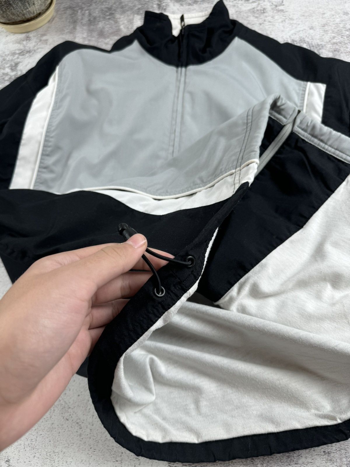 Nike 90S Nike Y2K Retro Swoosh Logo Track Activewear Light Jacket Size US L / EU 52-54 / 3 - 13 Thumbnail