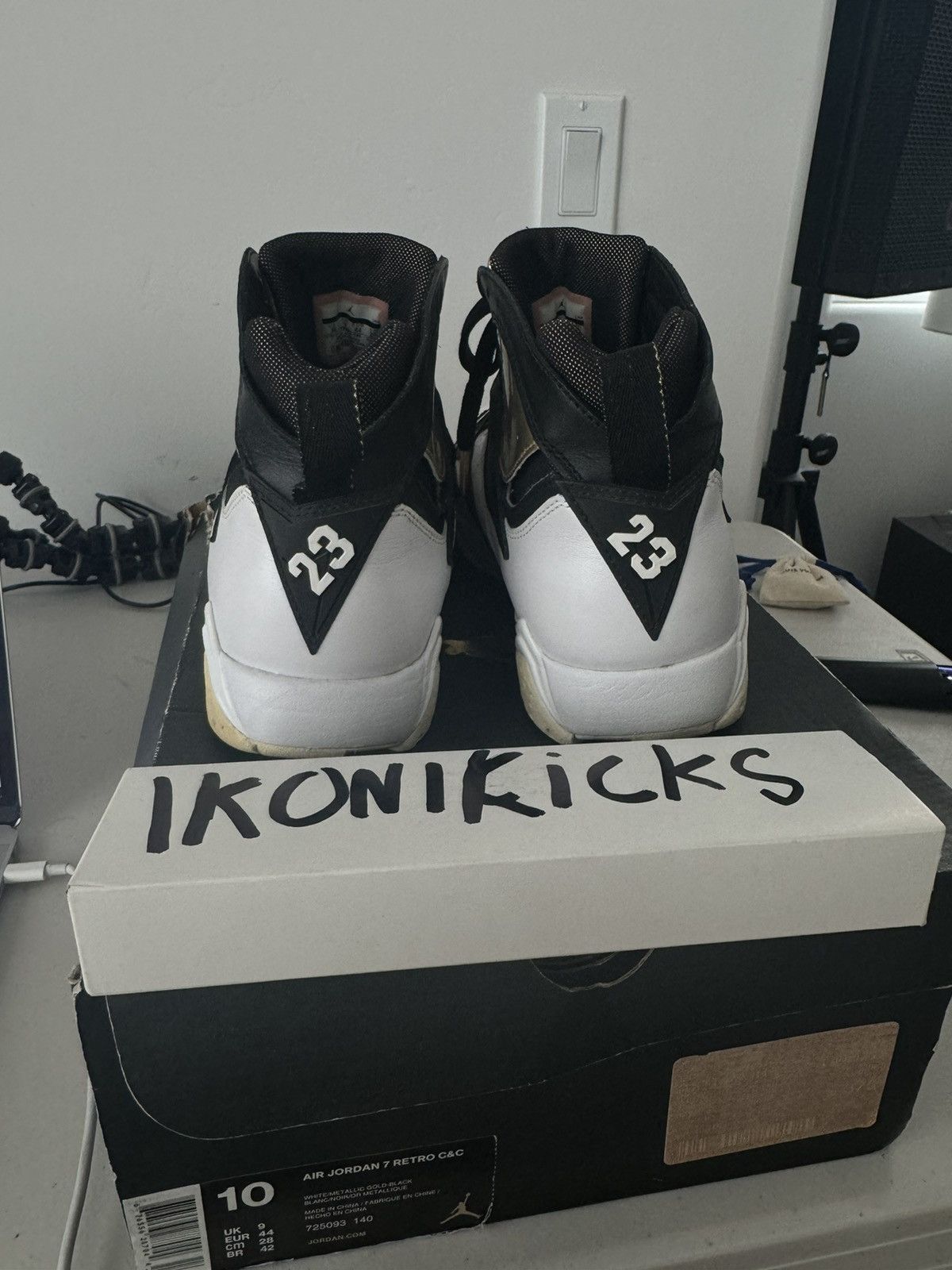 Jordan Brand Jordan Champagne 7 (Championship pack) Size US 10 / EU 43 - 5 Thumbnail