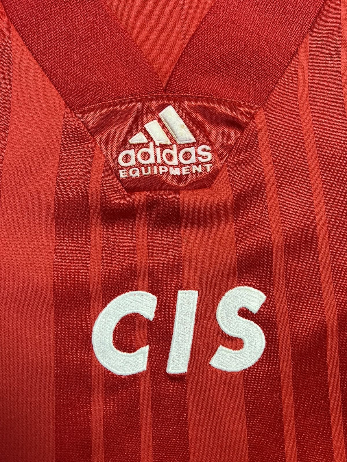 Vintage Vintage Adidas 1992 CIS Home Football Soviet Soccer Jersey Size US L / EU 52-54 / 3 - 7 Thumbnail