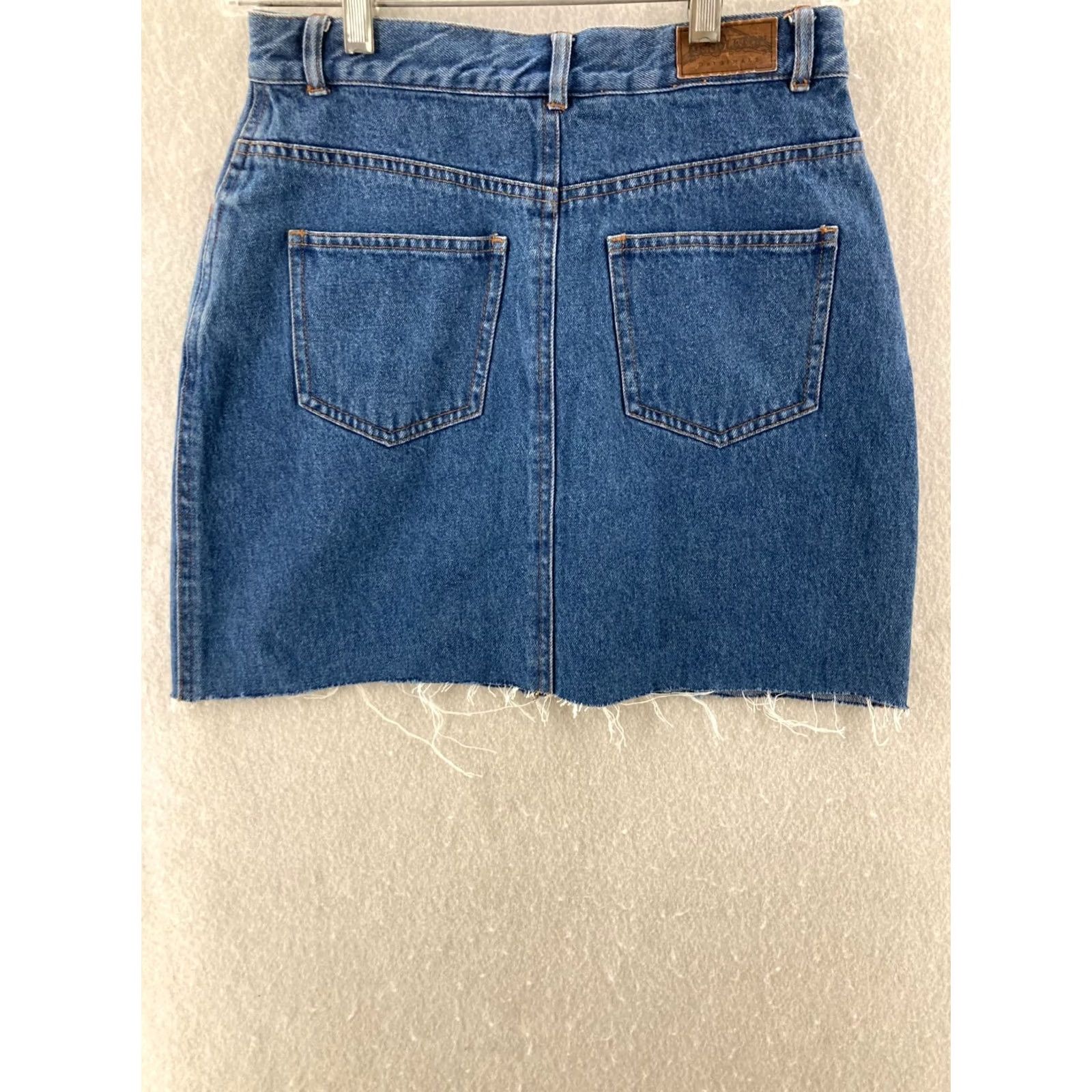 Pendleton VINTAGE Pendleton Denim Skirt Womens 4 Blue Knee Length Denim Pencil/Straight With Pockets Zipper Slit All Seasons 4 Beat Size 27" / US 4 / IT 40 - 5 Thumbnail