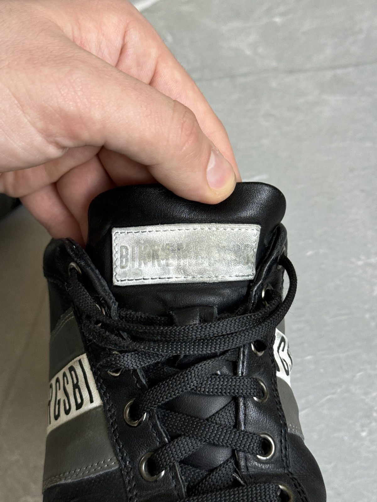 Dirk Bikkembergs Vintage Dirk Bikkembergs Leather Sneakers Japan Avantgarde Size US 7 / EU 40 - 18 Thumbnail