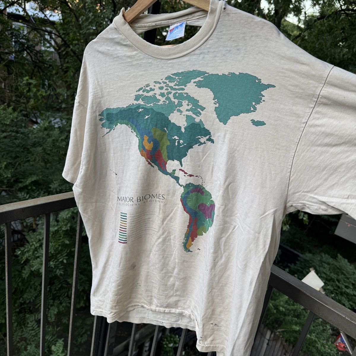 Vintage Thrashed Faded Distressed World Biomes Tee ERD Grunge Chrome Size US XL / EU 56 / 4 - 6 Thumbnail