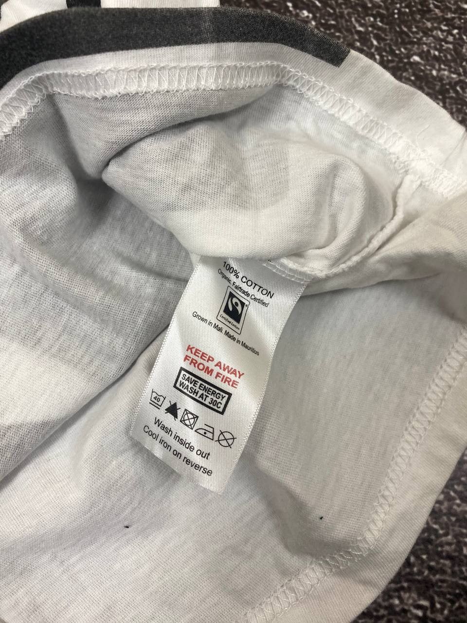 Stella McCartney × Vintage Vintage Stella McCartney Comic Relief White Tee T Shirt Size US L / EU 52-54 / 3 - 6 Thumbnail