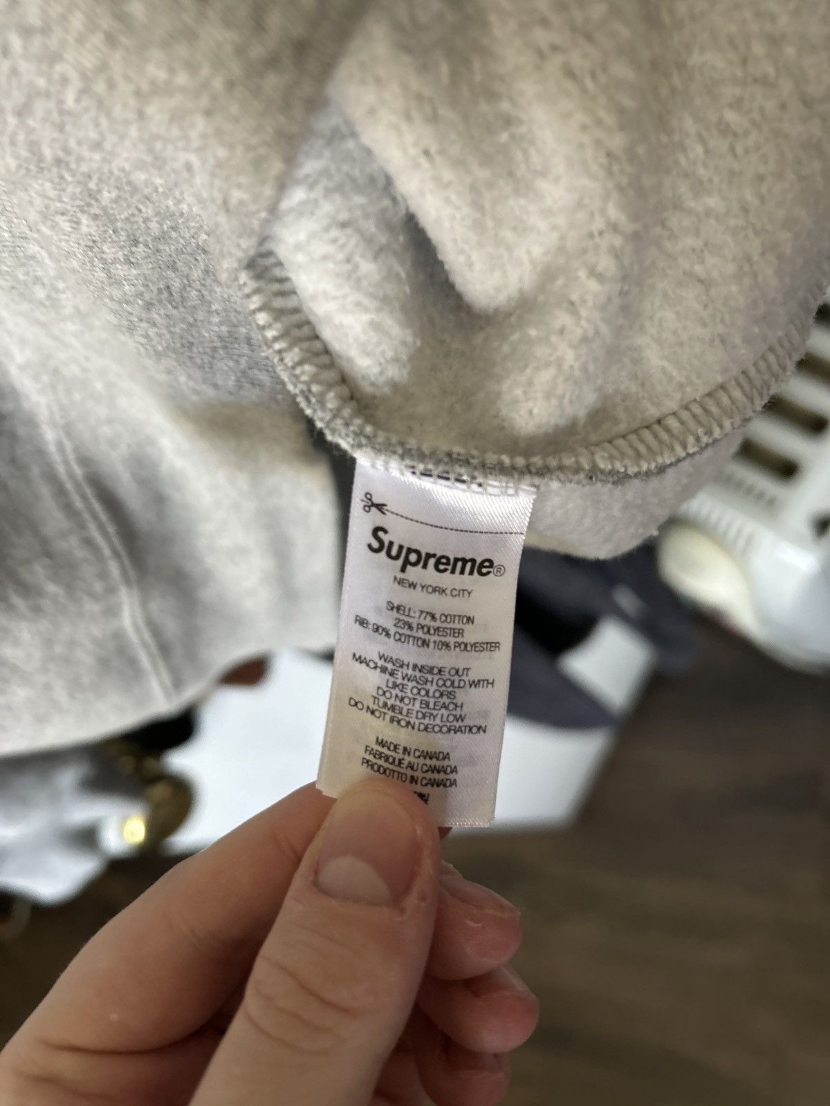 Supreme Supreme Oval Crest Grey Crewneck Size US L / EU 52-54 / 3 - 6 Thumbnail