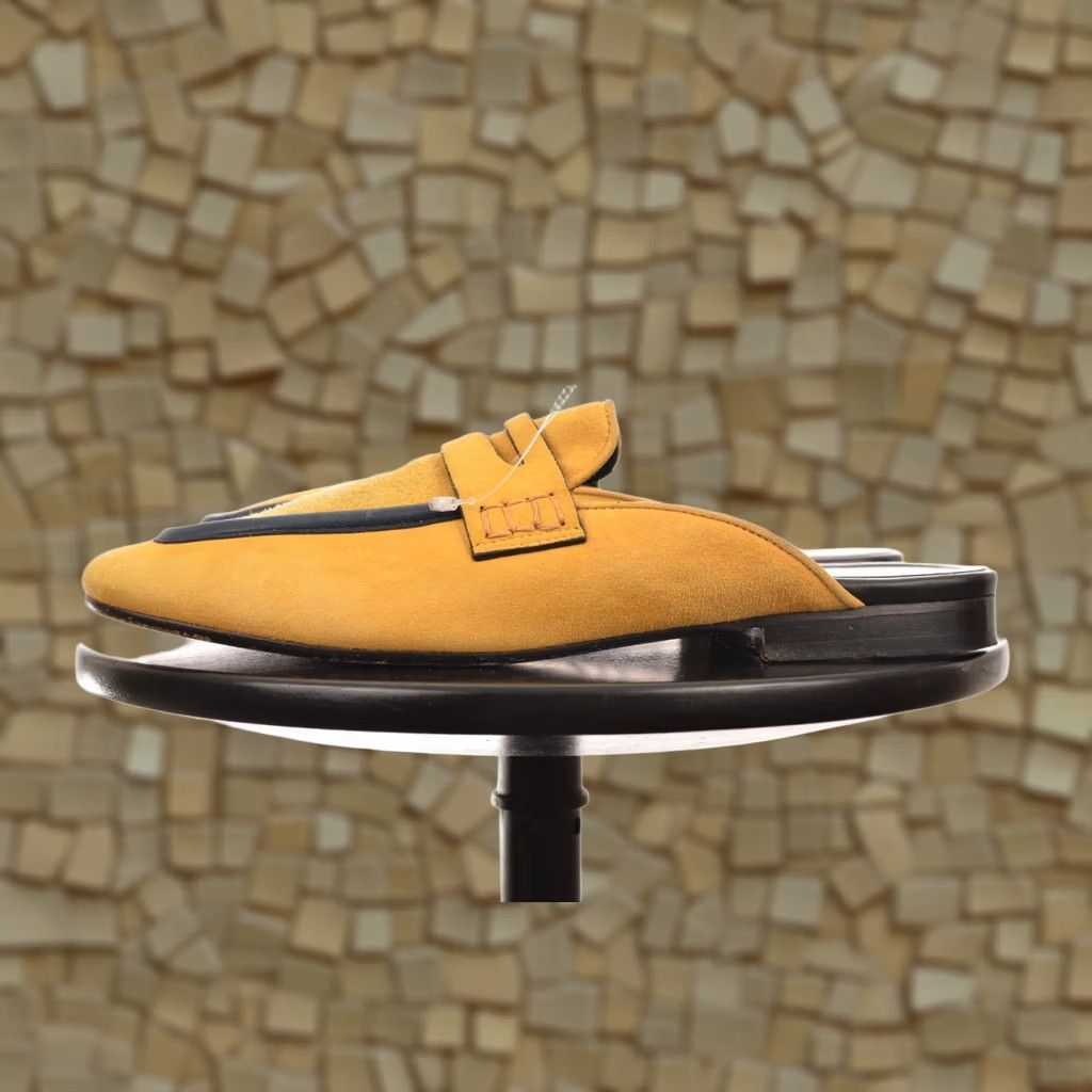 Isabel Marant Isabel Marant Yellow Suede Flats Mules Made in Italy Size 39 Flat Women Shoes EU 39 Adult Size US 9 / IT 39 - 1 Thumbnail