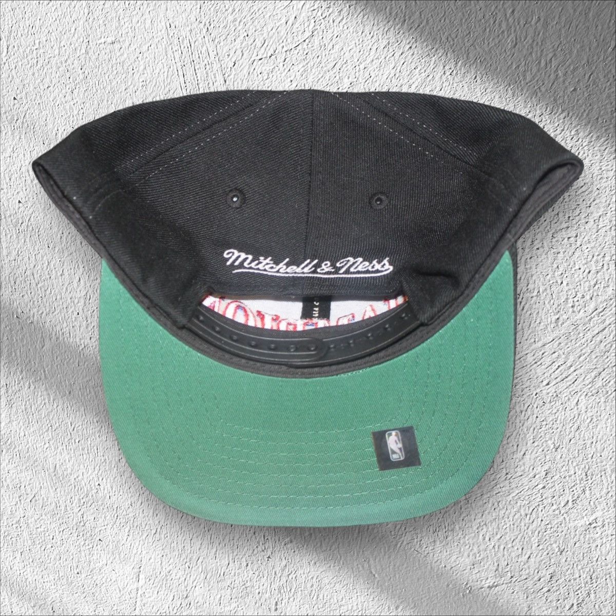 Mitchell & Ness Chicago Bulls Champions Mitchell & Ness Snapback Hat Size ONE SIZE - 2 Thumbnail