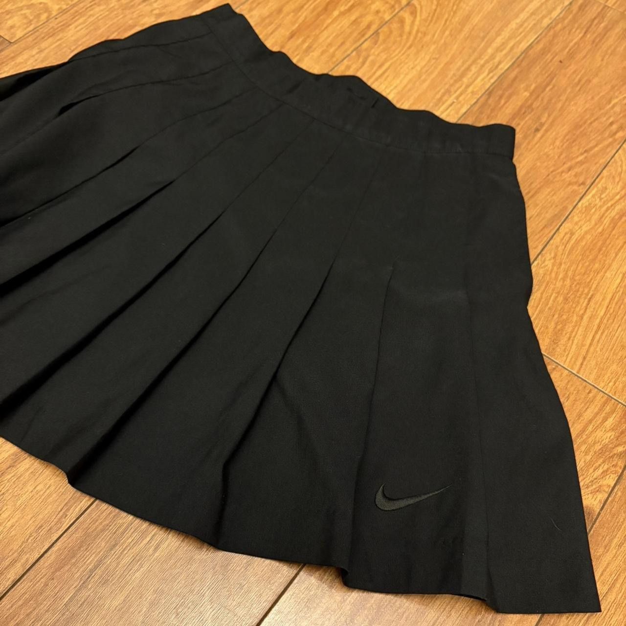 Nike Vintage Black Nike Tennis Skirt Size 25" / US 0 / IT 36 - 2 Thumbnail