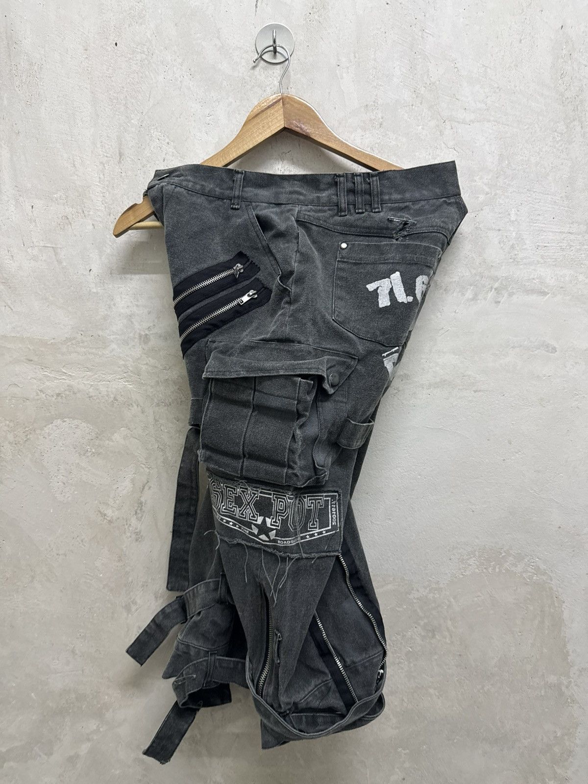 Sex Pot ReVeNGe ☠️ Sex Pot Revenge Distressed Bondage Punk Jorts Size US 30 / EU 46 - 4 Thumbnail