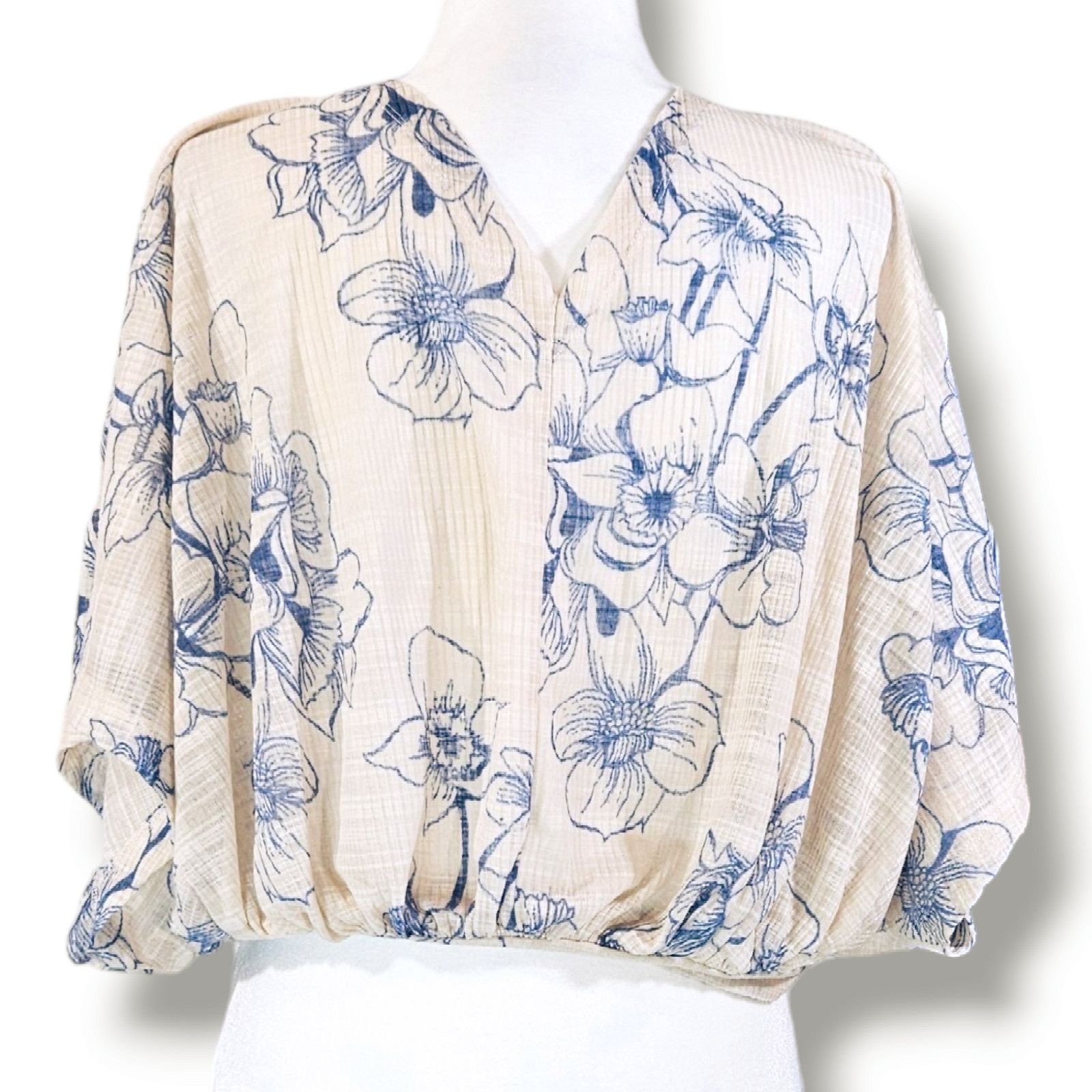 Free People EUC Free People One Dance Top Sz. XS [0-2] Cream Blue Size XS / US 0-2 / IT 36-38 - 5 Thumbnail