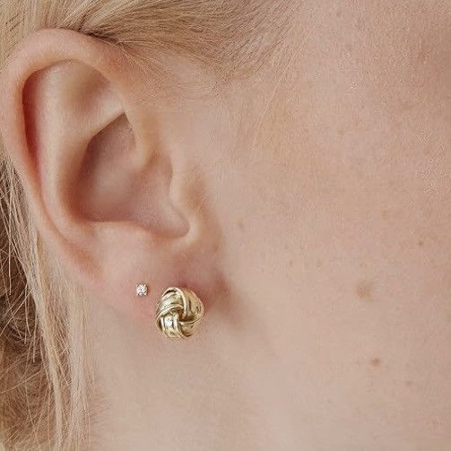 Other Pavoi gold tone knot stud earrings Size ONE SIZE - 6 Thumbnail
