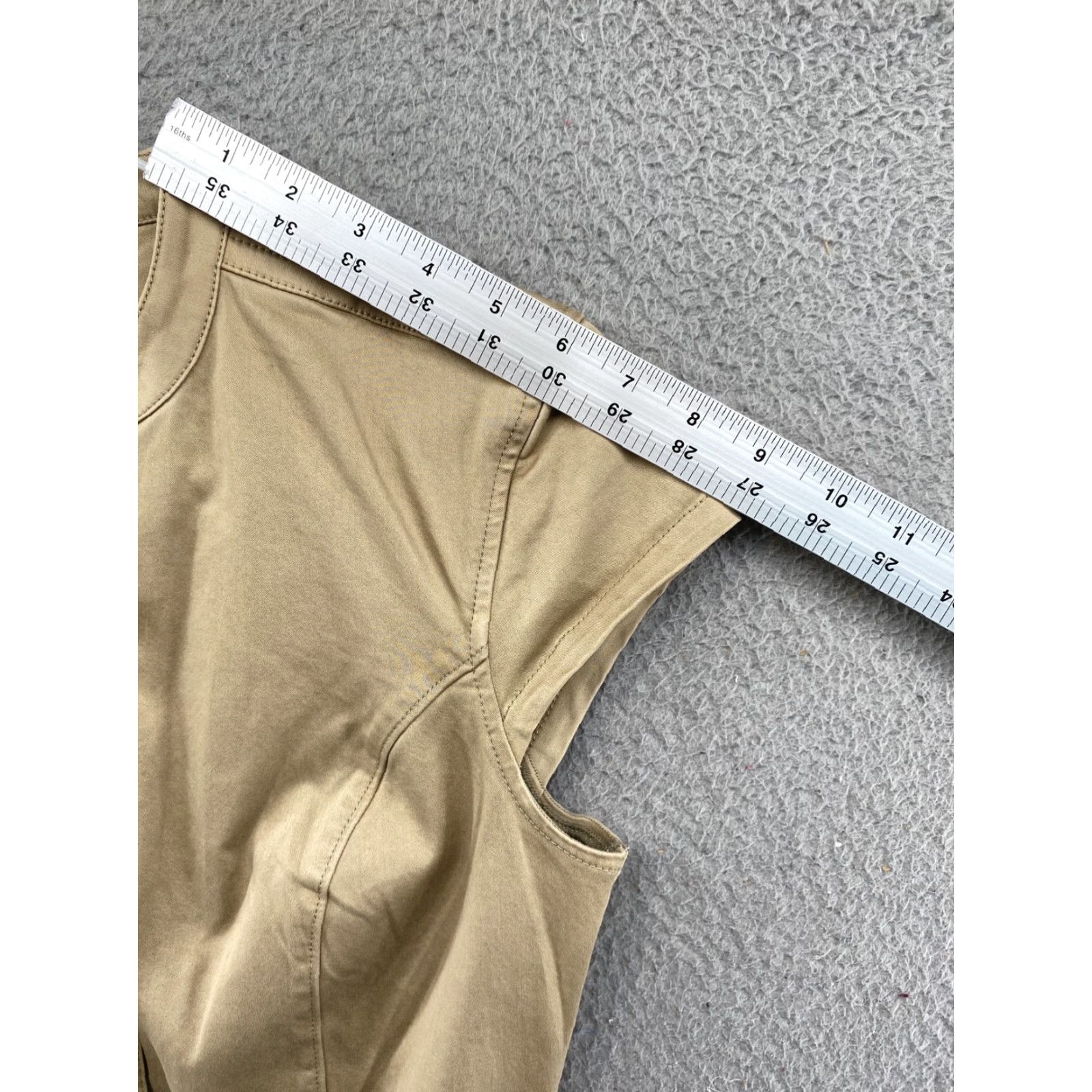 Calvin Klein Calvin Klein Cap Sleeve Button Up Shirt Dress Women’s Size M Beige Dress Shirt Dress Women’s Cap Sleeve Button Up CK Size M / US 6-8 / IT 42-44 - 6 Thumbnail