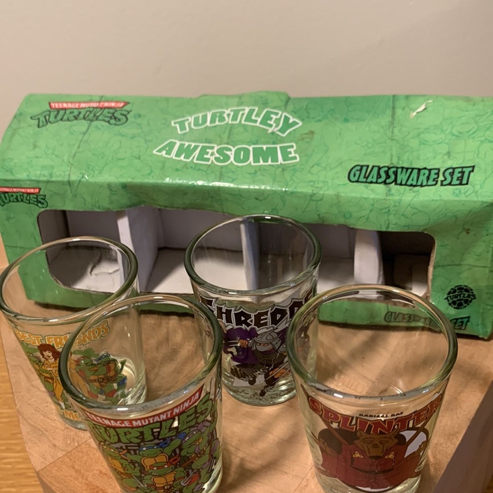 Vintage BNIB 2015 4 Teenage Mutant Ninja Turtle shot glasses Size ONE SIZE - 7 Thumbnail