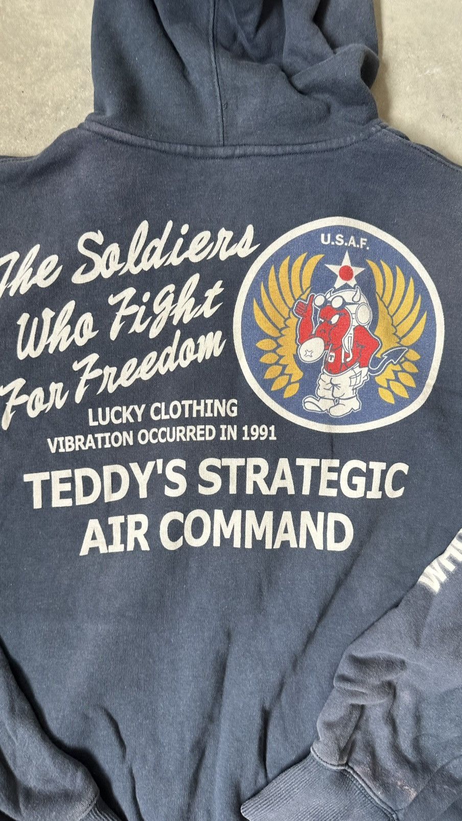 Vintage VINTAGE TED COMPANY WELL FADED ZIPPED HOODIE Size US XL / EU 56 / 4 - 13 Thumbnail