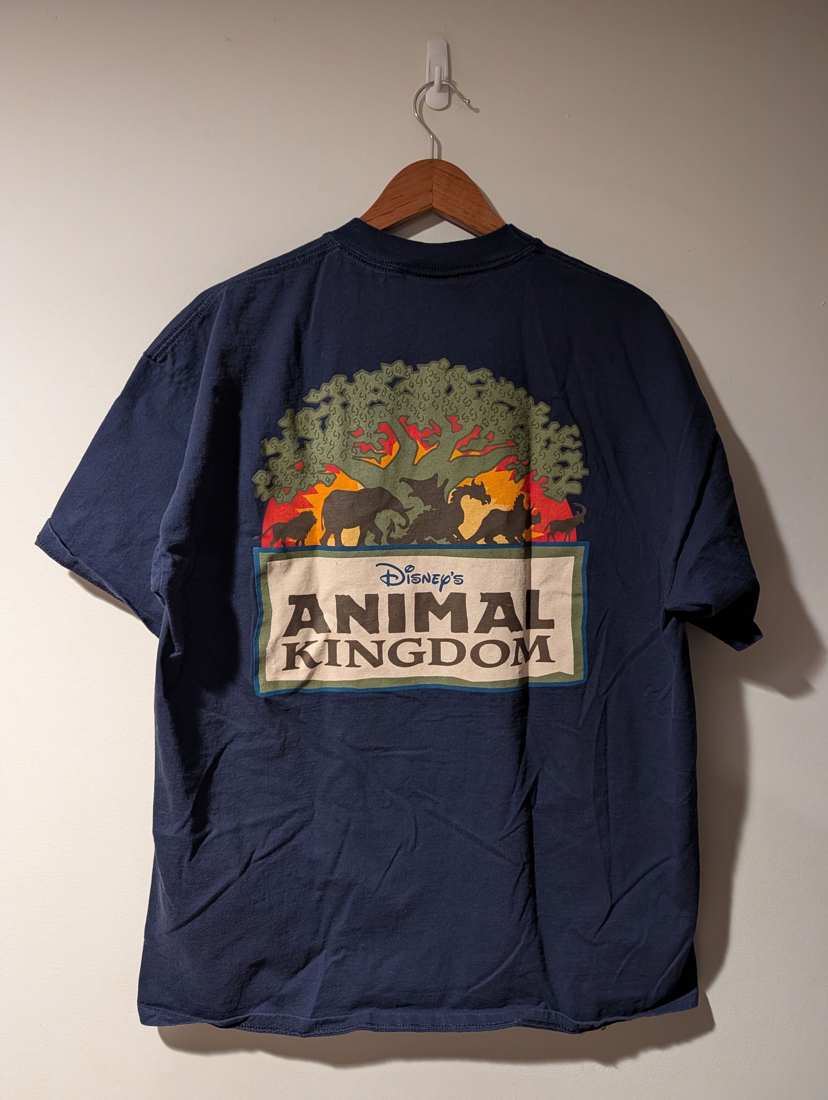 Disney Disney's Animal Kingdom T-Shirt Tree of Life Safari VTG Size US XL / EU 56 / 4 - 1 Thumbnail
