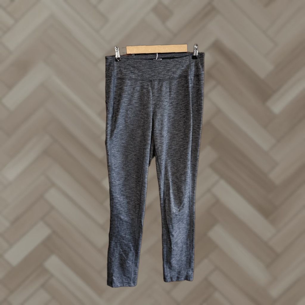 Duluth Trading Company Duluth Trading Co Womens Gray Cropped Athletic Leggings Size Small x 33'' | Leggings | Women | S | Gray | Cropped | 33'' | Duluth Trading Co Size 28" / US 6 / IT 42 - 1 Thumbnail