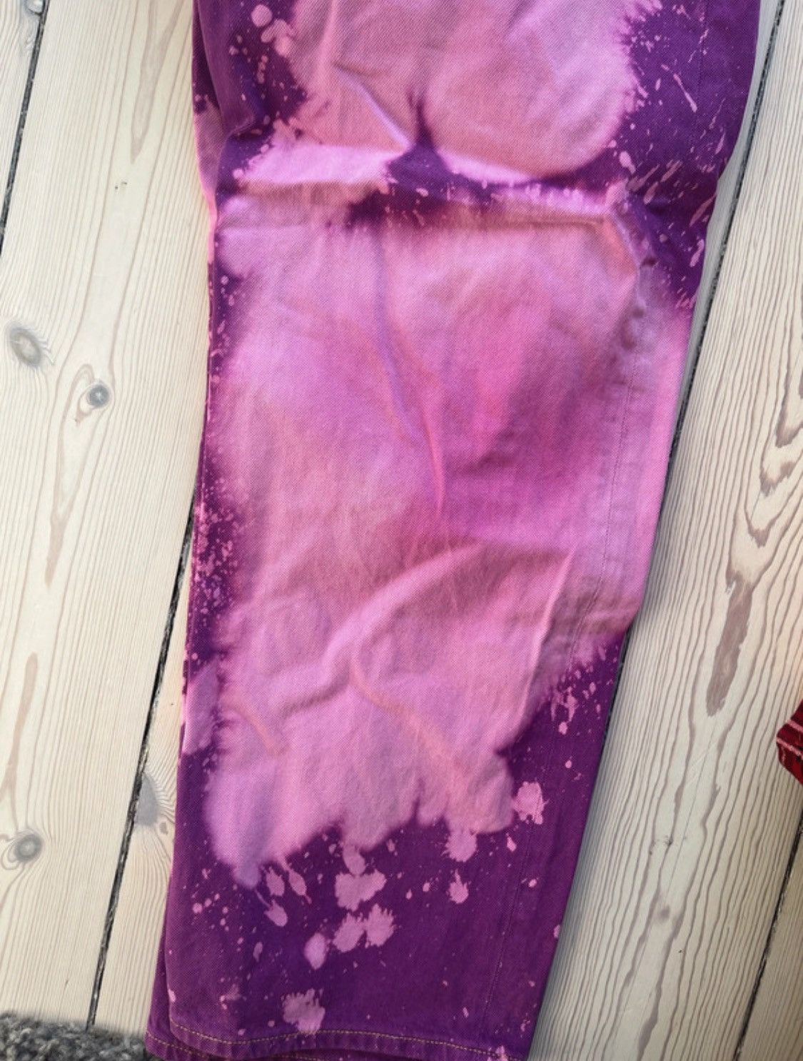 Weekday Custom bleached jeans Size US 32 / EU 48 - 4 Thumbnail