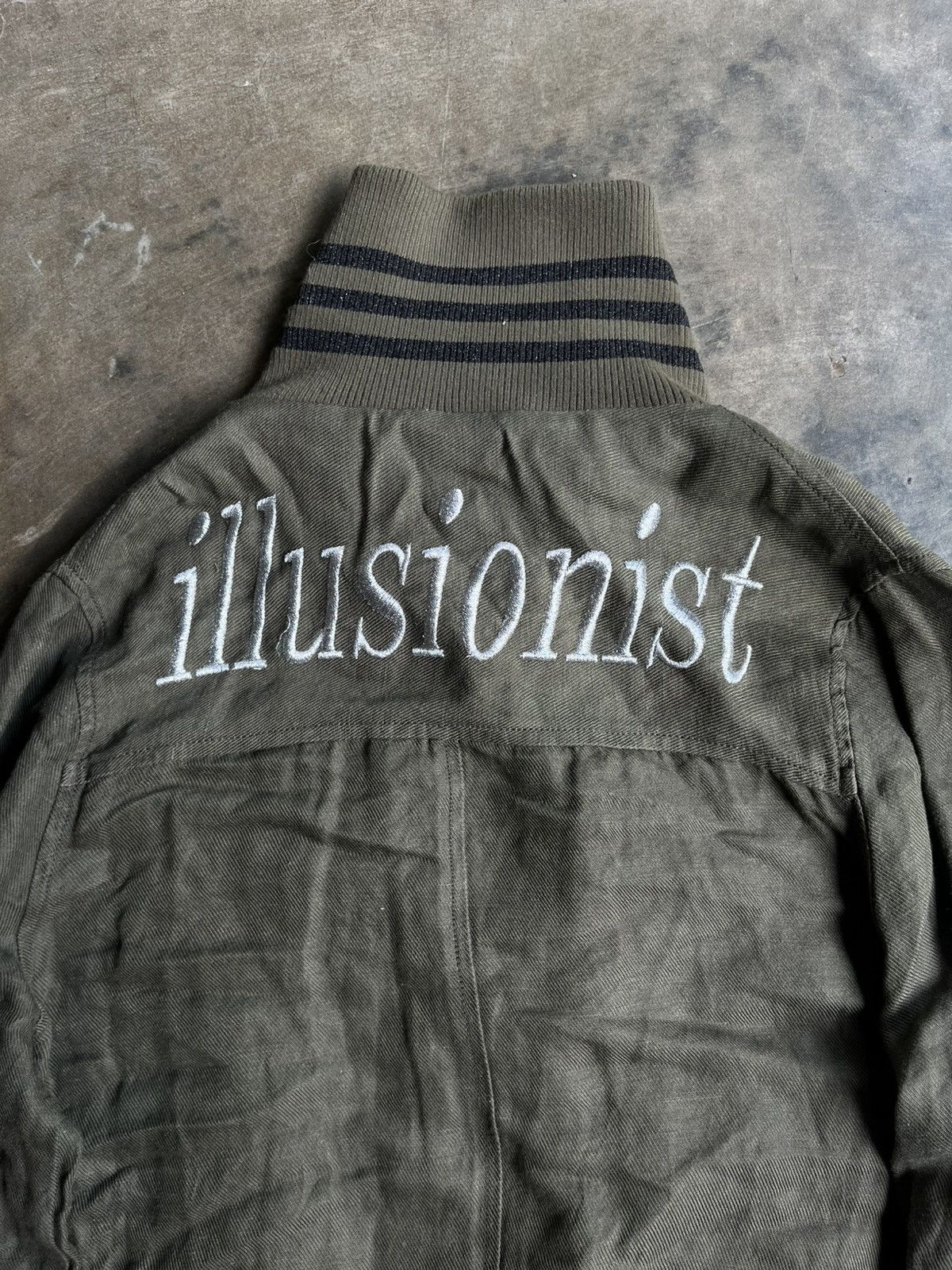 Isamu Katayama Backlash JAPANESE 2000’s LAZY DAISY TRACK JACKET MILITARY Size US S / EU 44-46 / 1 - 7 Thumbnail