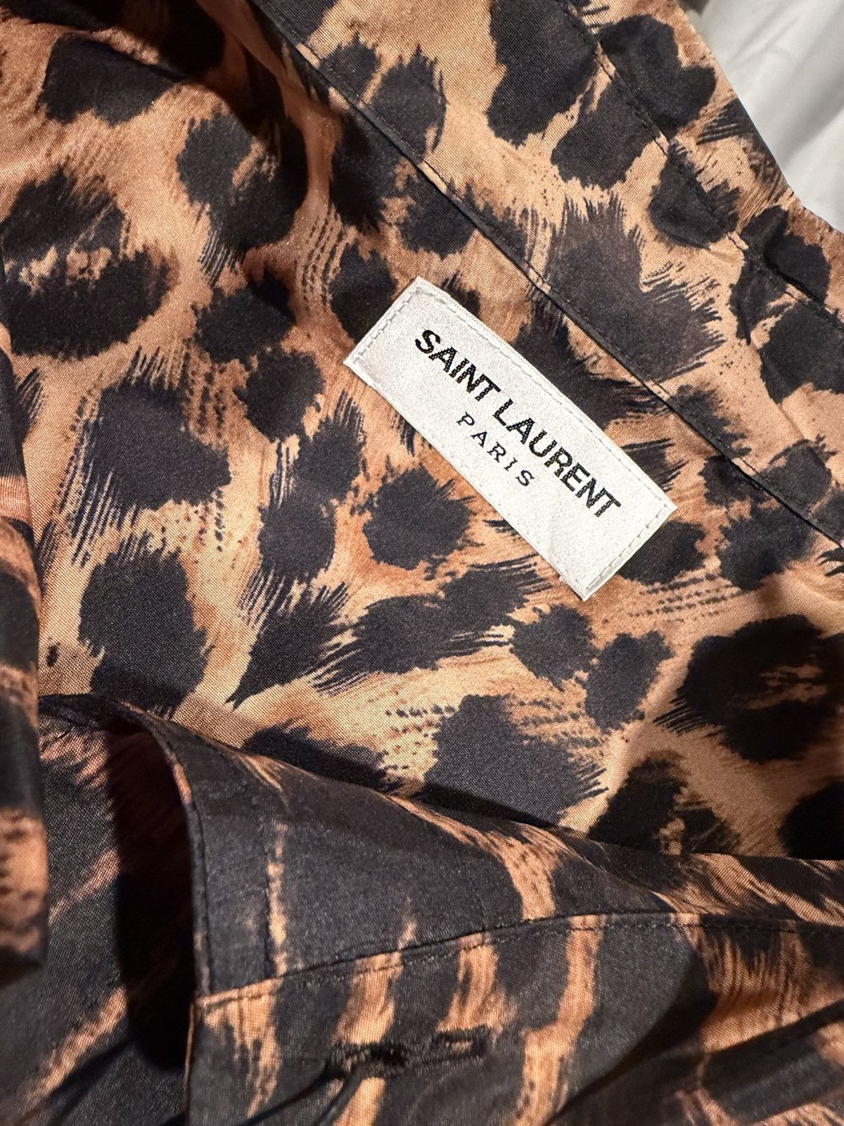 Saint Laurent Paris Saint Laurent leopard silk shirt. U $2500 Size US XL / EU 56 / 4 - 13 Thumbnail