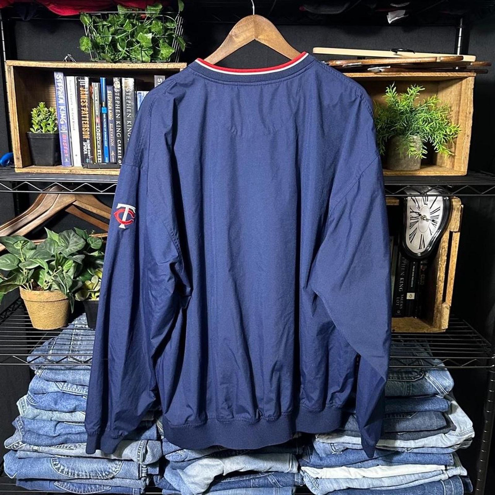 Nike Minnesota Twins Nike Center Swoosh Windbreaker Jacket XL Size US XL / EU 56 / 4 - 2 Thumbnail
