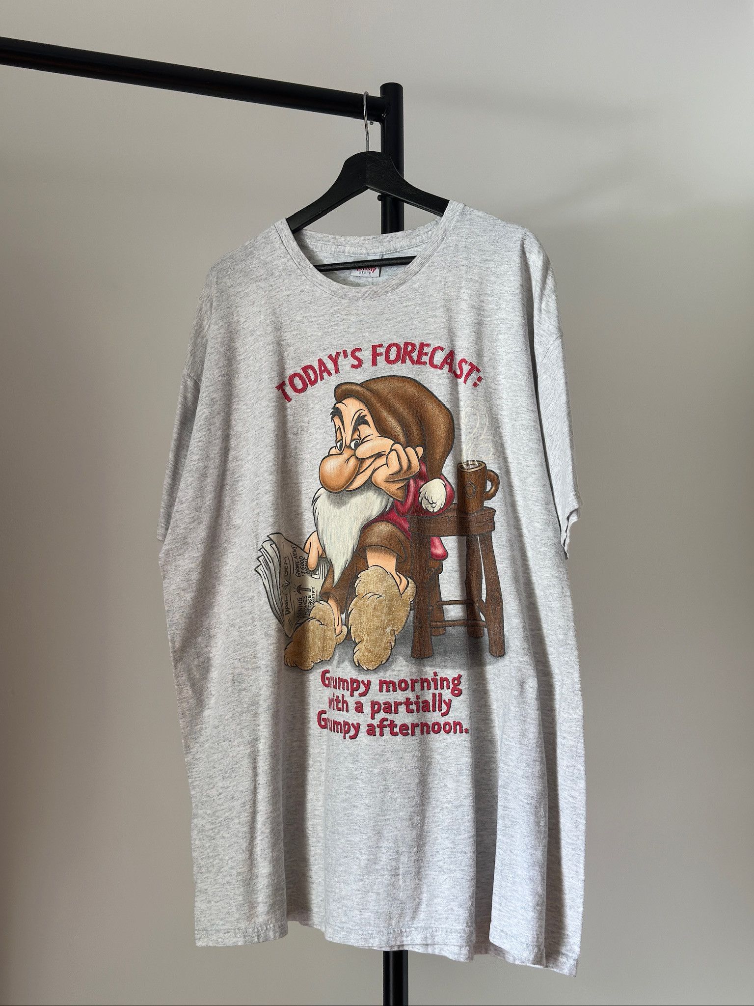 Disney × Vintage Vintage 90s Disney 'Grumpy Dwarf' T-Shirt Size US XXL / EU 58 / 5 - 1 Thumbnail