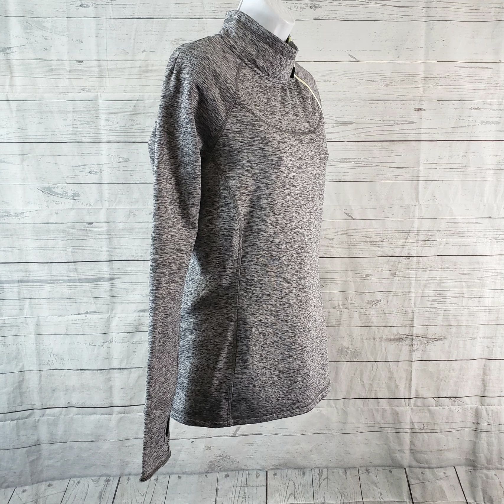 Eddie Bauer Eddie Bauer Womens Pullover Medium Gray Long Sleeve Mock Neck Thumbholes Pullover Casual Activewear Size M / US 6-8 / IT 42-44 - 3 Thumbnail