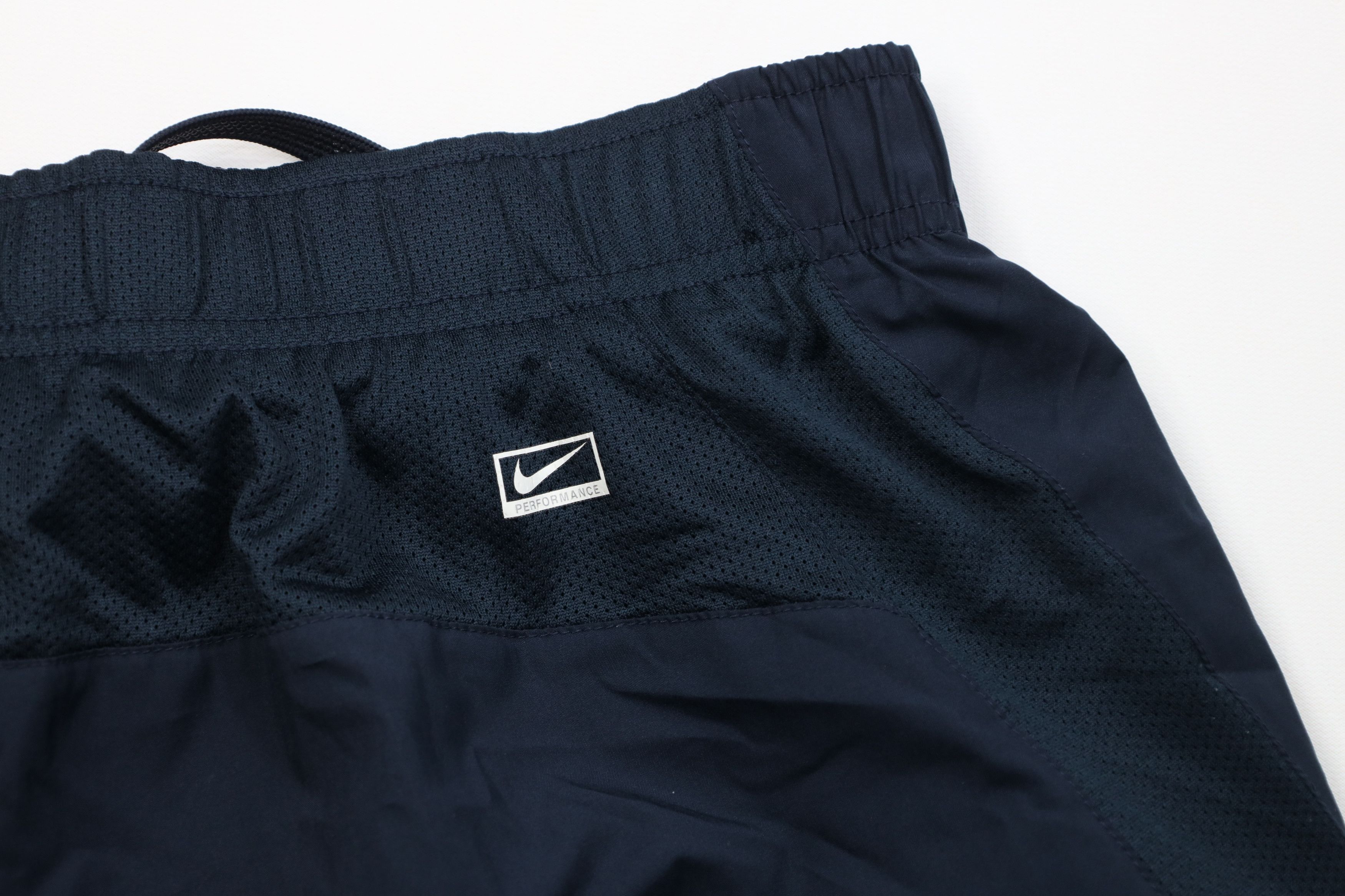 Nike Vintage Y2K Nike Scott Mini Swoosh Lined Windbreaker Shorts Size US 38 / EU 54 - 10 Thumbnail