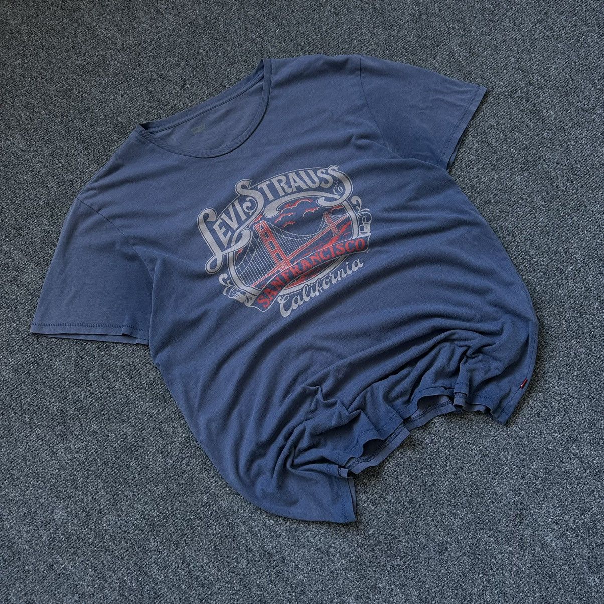 Levi's Vintage Clothing VTG Levi’s T-shirts Singe Stitch Style Size L Trashed 00s Size US L / EU 52-54 / 3 - 2 Thumbnail
