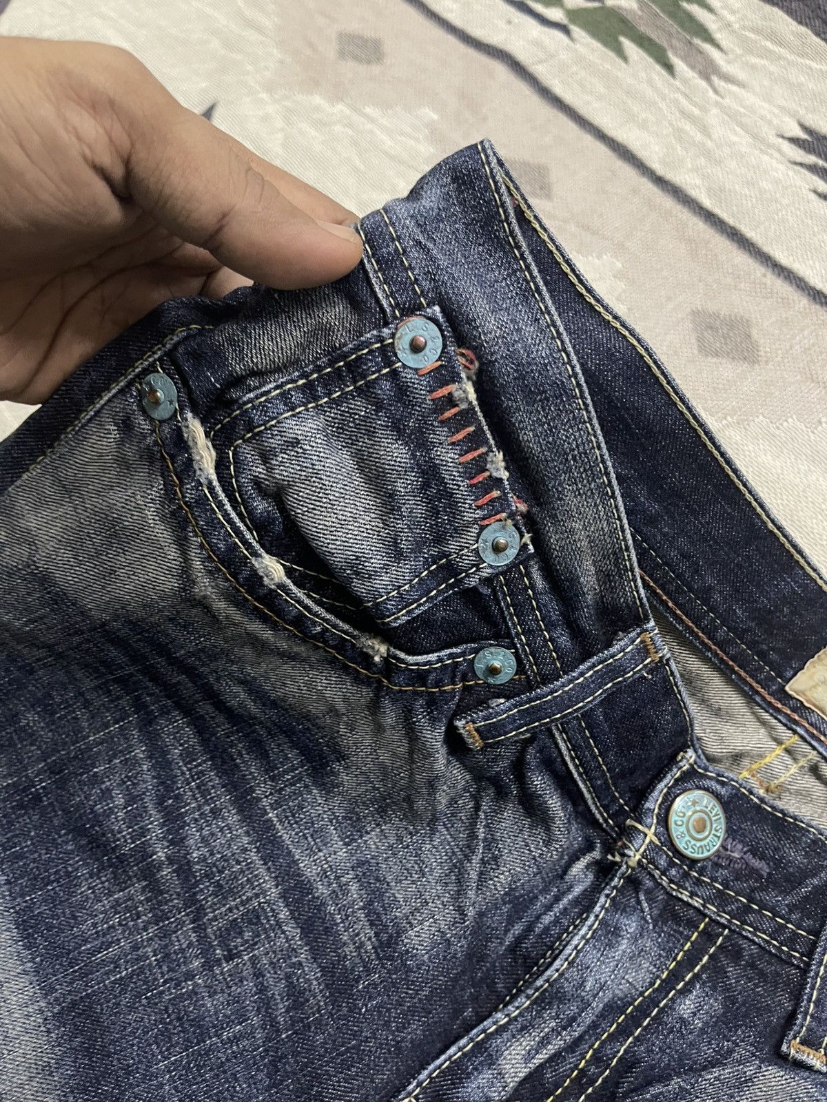 Levi's VINTAGE LEVIS REDLOOP J22 STRAIGHT CUT JEANS MADE IN JAPAN Size US 29 - 7 Thumbnail