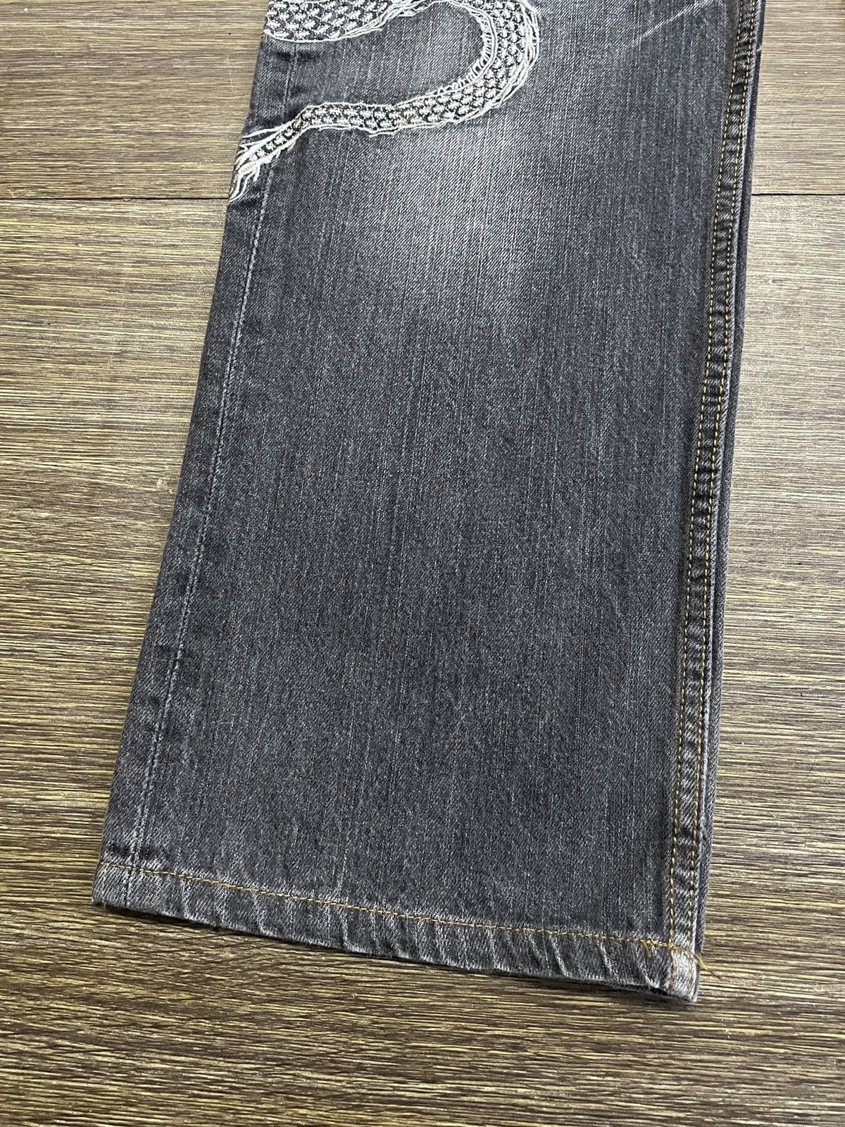 Japanese Brand Very Rare Design Vintage Japanese Brand Sukajan Jeans 1990s Size US 32 / EU 48 - 7 Thumbnail