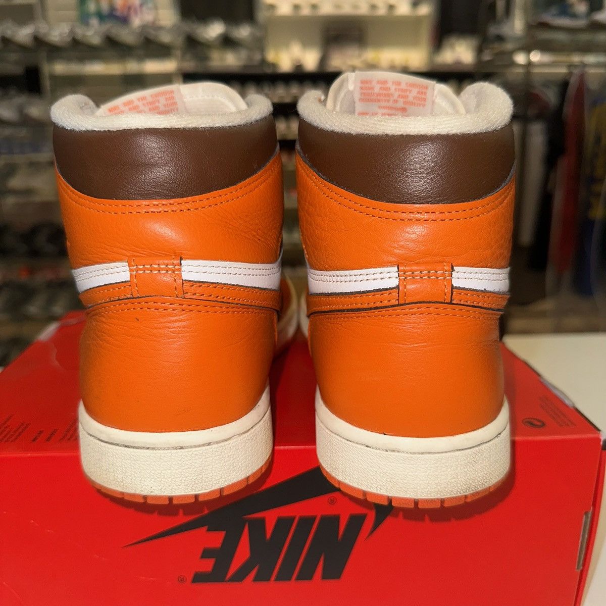 Jordan Brand × Nike Size 9W (7.5M) - Jordan 1 Retro High OG Starfish Size US 9 / IT 39 - 3 Thumbnail